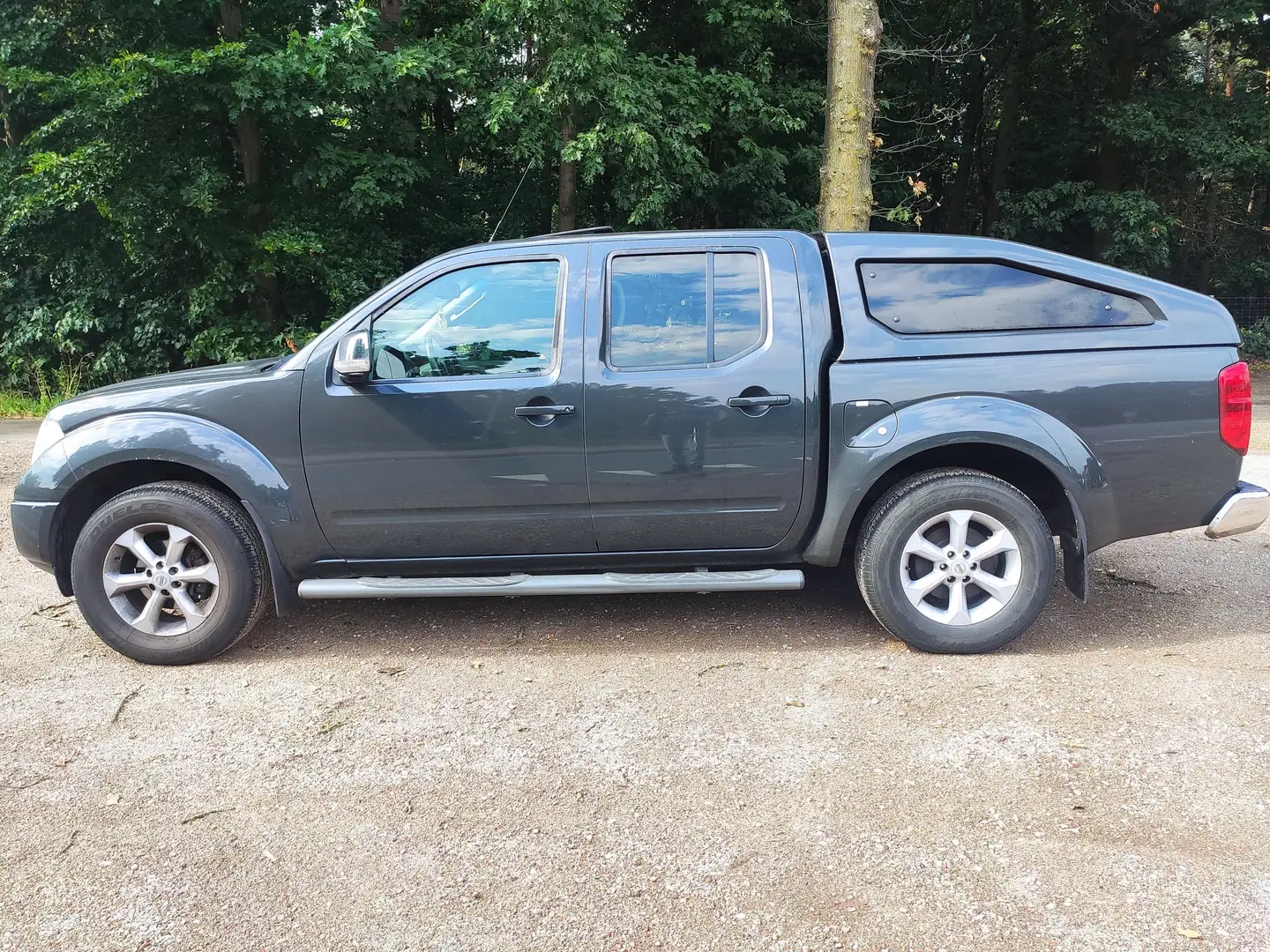 Nissan Navara Navara LE Double C. Vert - 2