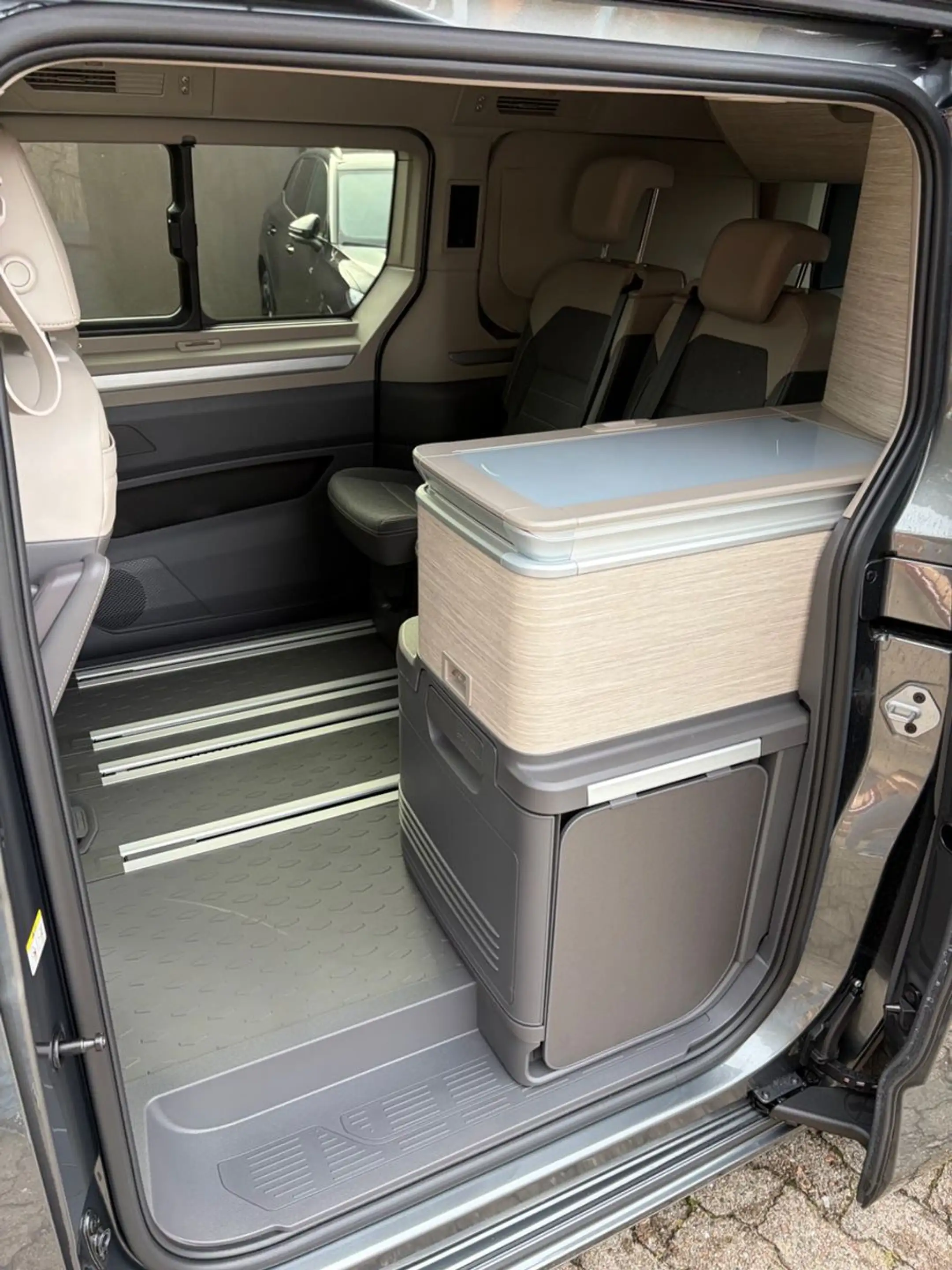 Volkswagen T7 California Ocean 2,0 TDI IQ Light AHK — photo 14
