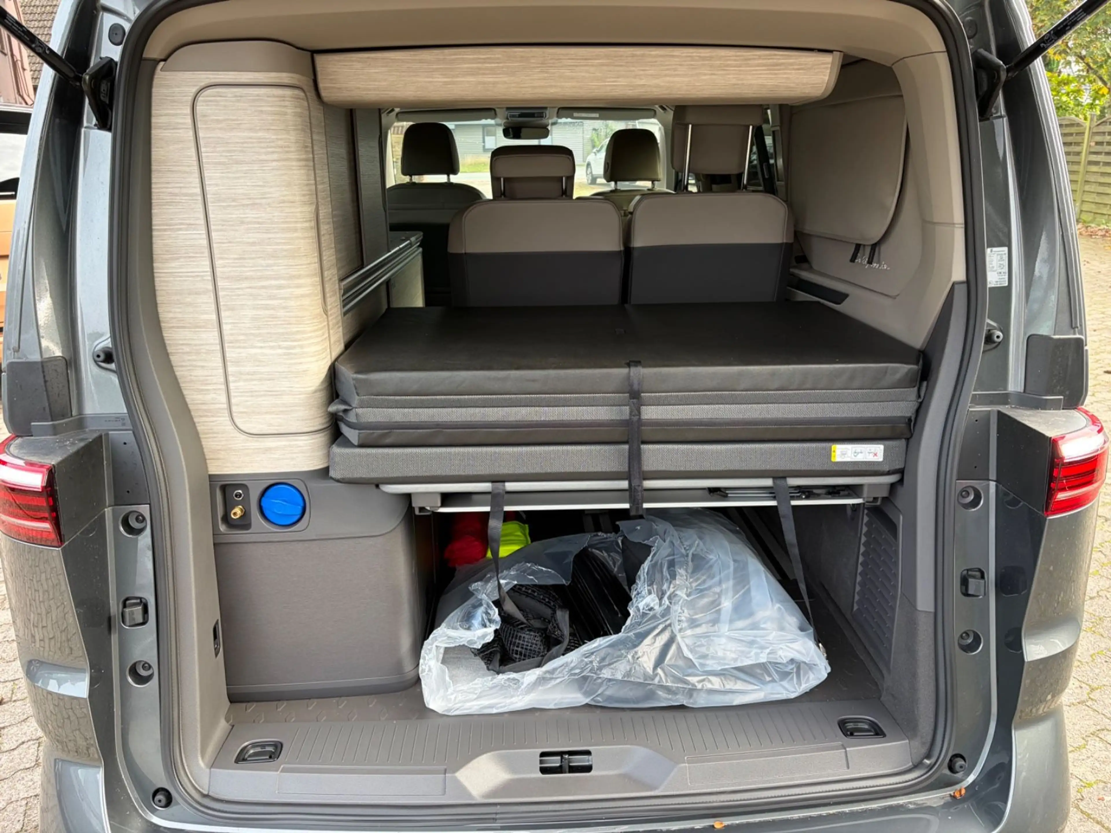 Volkswagen T7 California Ocean 2,0 TDI IQ Light AHK — photo 8