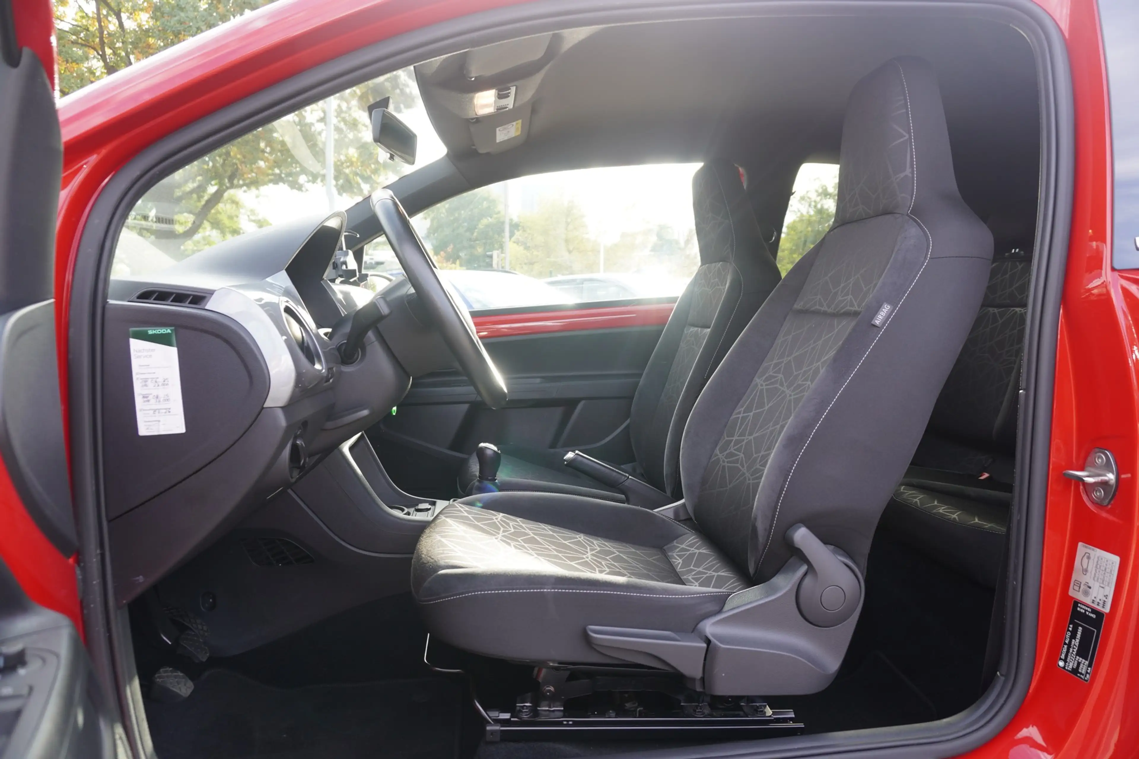 Skoda Citigo 1.0 Clever Sitzheizung Bluetooth PDC — photo 12