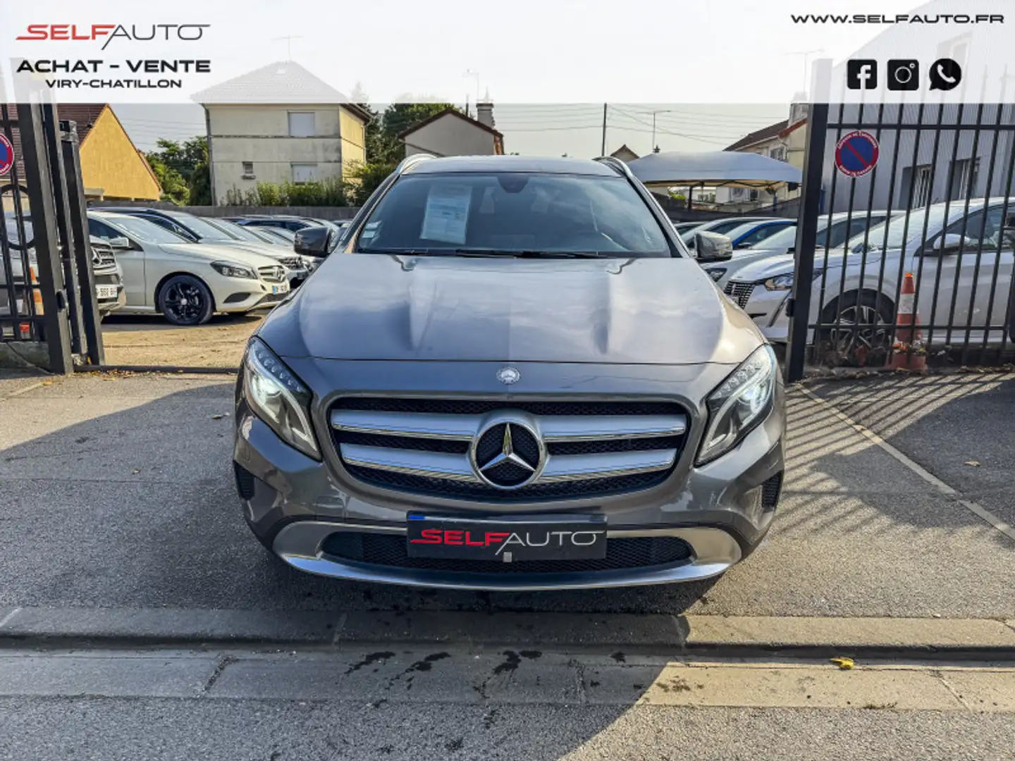 Mercedes-Benz GLA 200 200 D SENSATION 7G-DCT Gris - 2