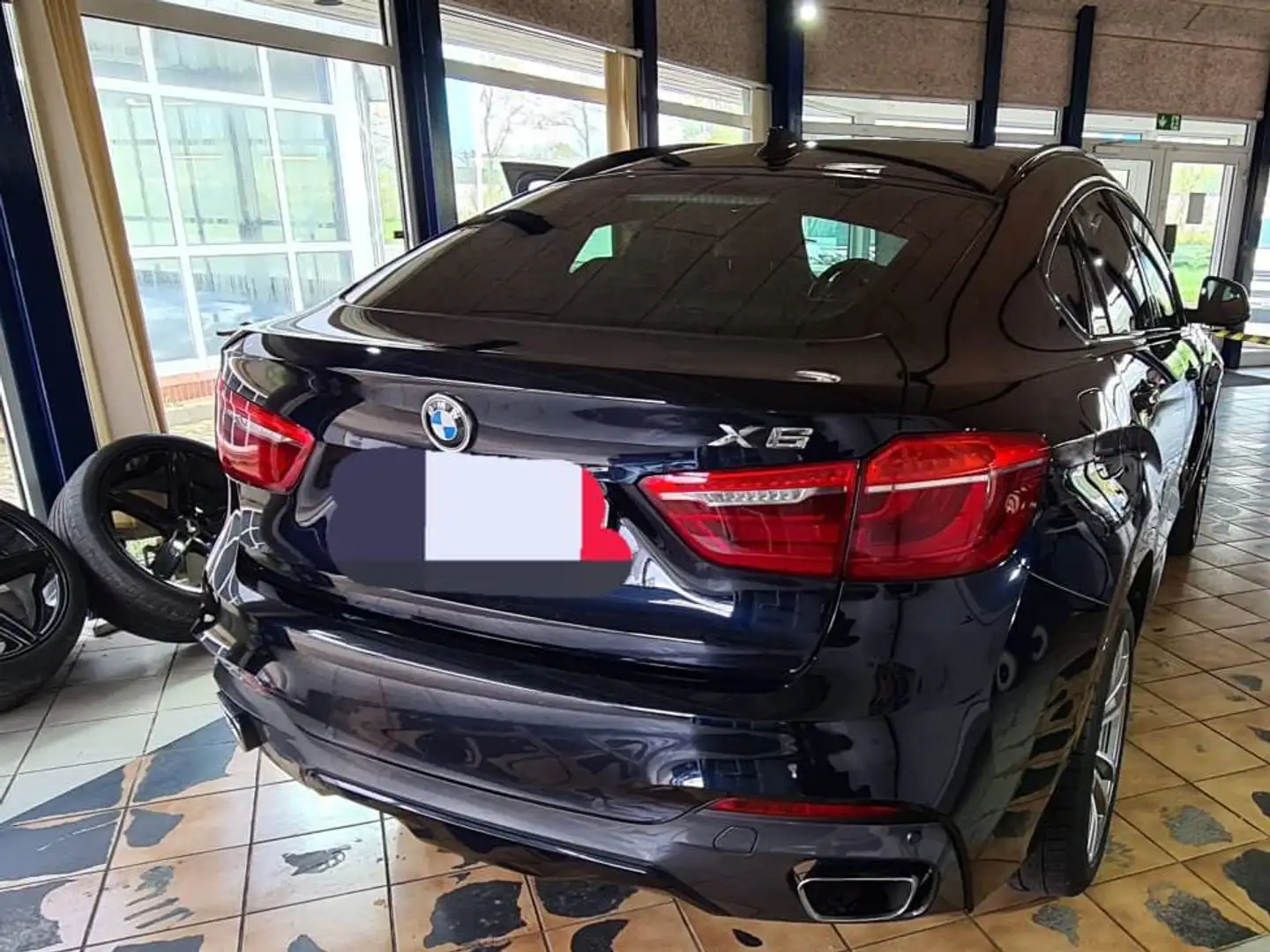 BMW X6 X6 xDrive30d m paket mit Standheizung Modrá - 1