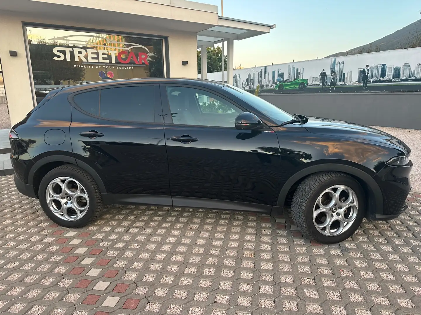 Alfa Romeo Tonale Tonale 1.6 diesel 130 CV TCT6 Sprint Noir - 2