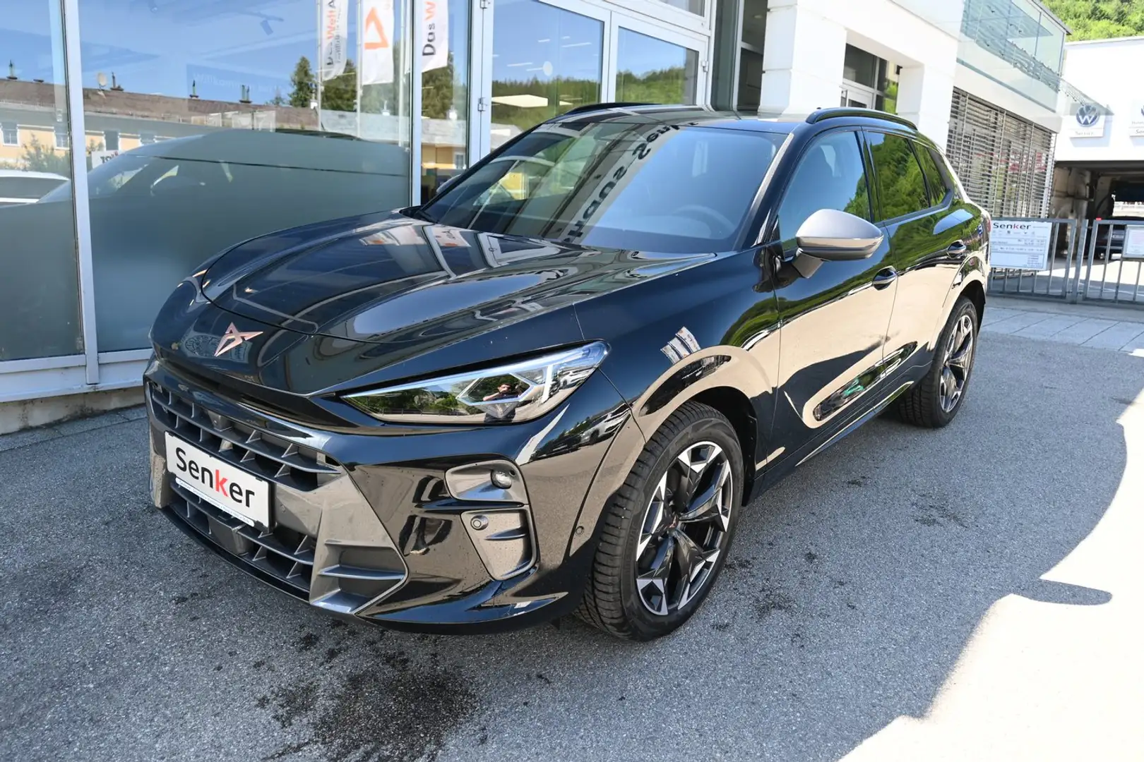 CUPRA Terramar 1.5 e-TSI 150 PS DSG Schwarz - 2