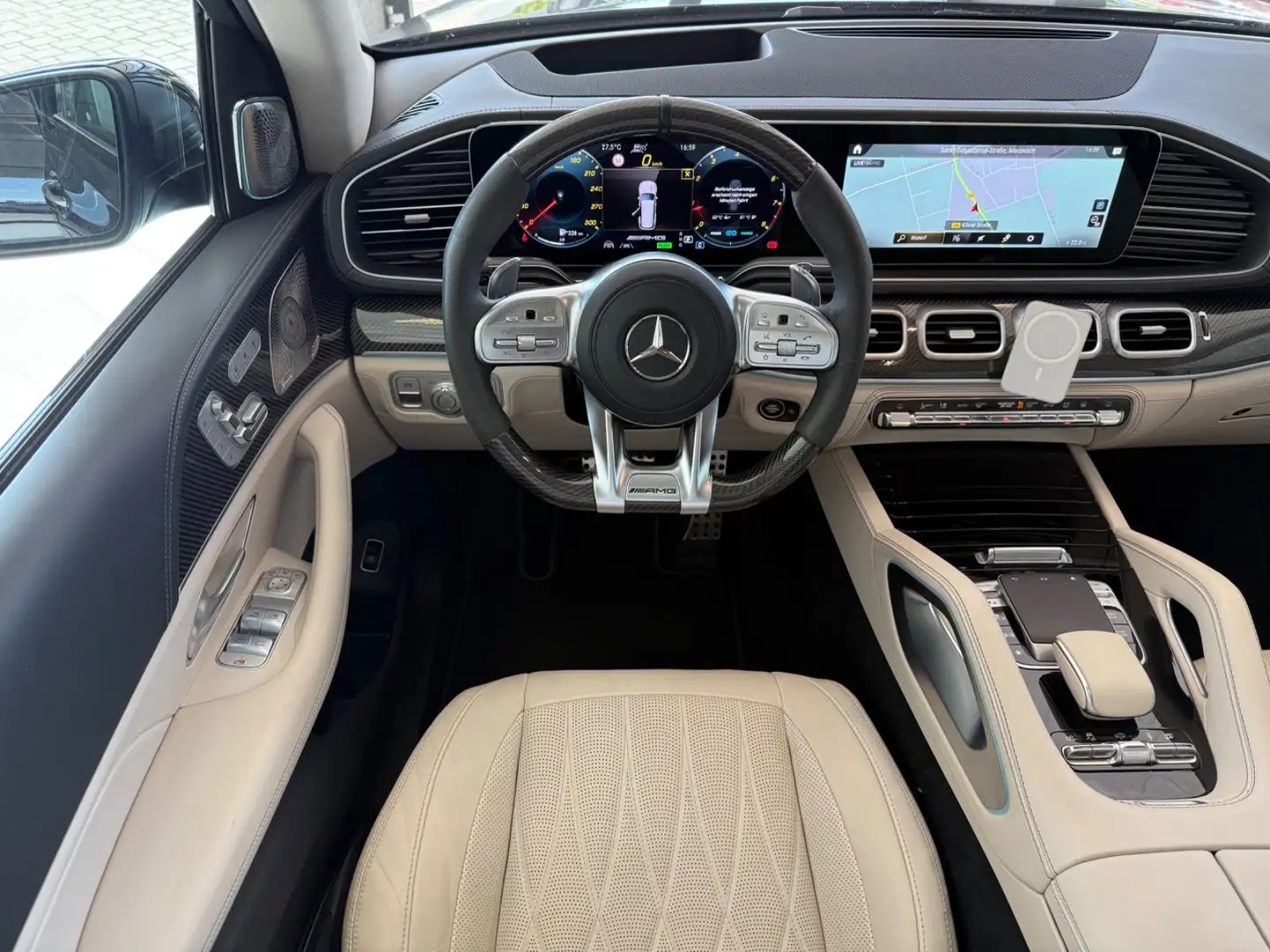Mercedes-Benz GLS 63 AMG AMG 4M+ Distronic+ Burmester Keramik Pano Siyah - 2