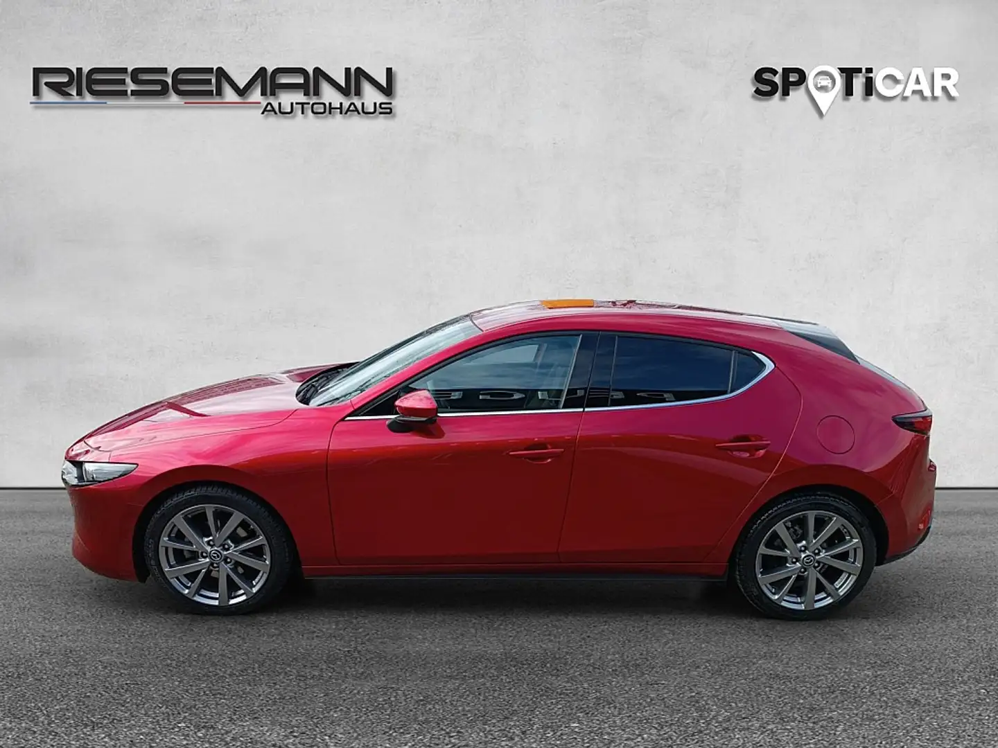 Mazda 3 Skyactiv-G122 Comfort+ /SO Aut. Rood - 2