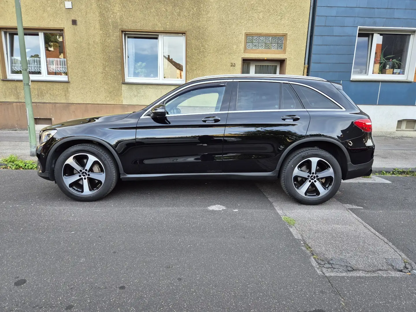 Mercedes-Benz GLC 250 Mercedes-Benz GLC 250d 4M9G+Distro+COMAND+Burmes+P Schwarz - 1