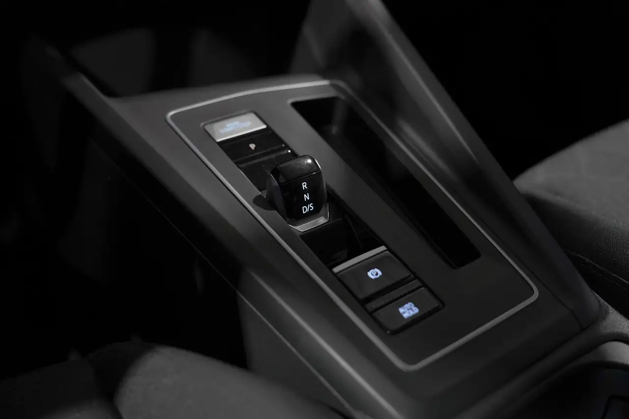 Volkswagen Golf 🎁 SUMMER DEAL 🎁 AUTO 19' R LINE FULL BLACK CARPLAY TVA, миниатюра 11