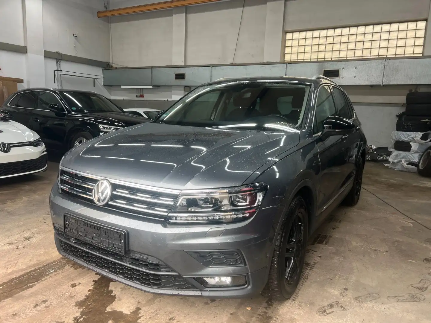 Volkswagen Tiguan IQ.DRIVE St-St DSG 2.0 TDI VIRT COCK HEAD Gris - 2
