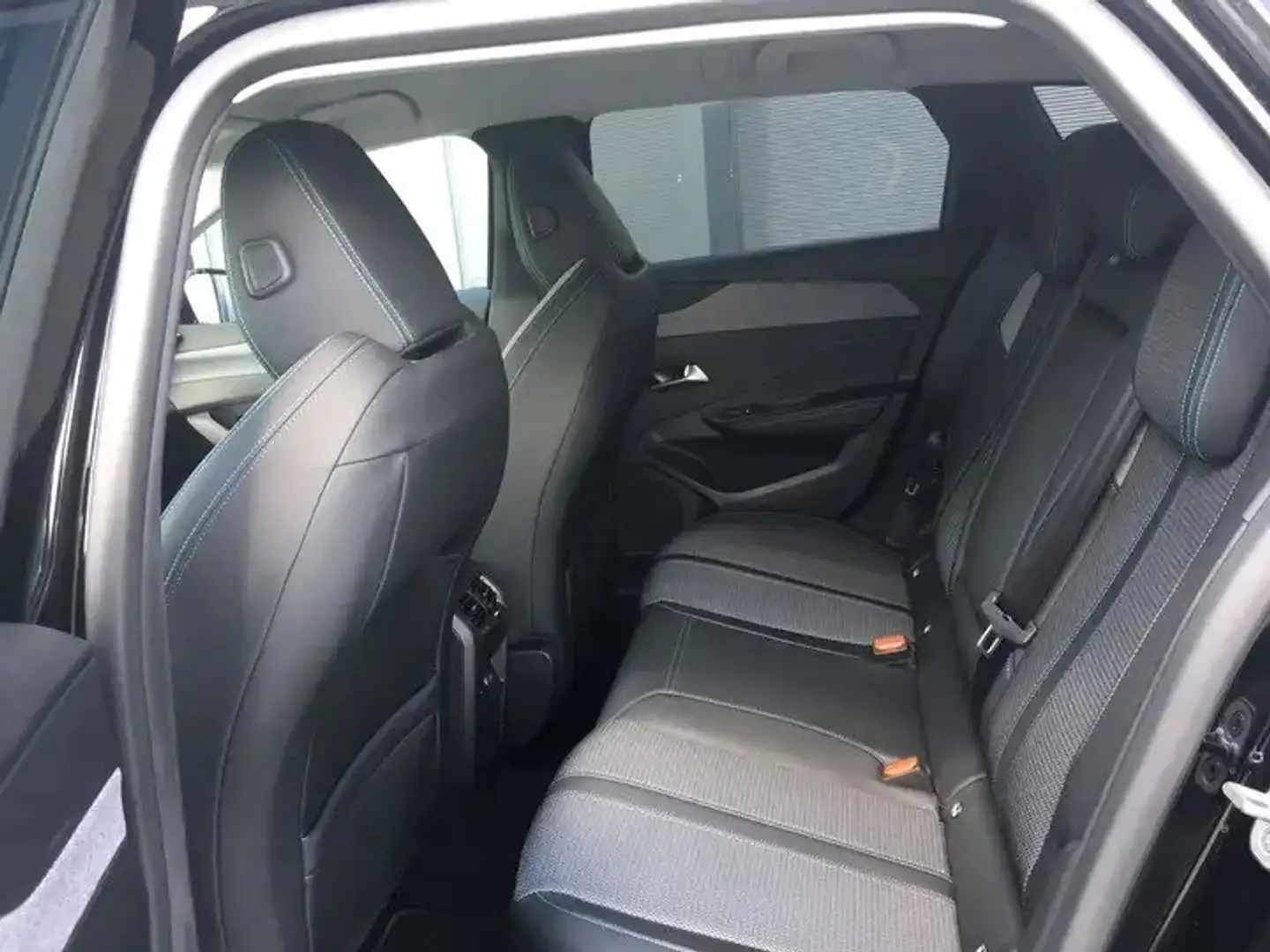 Peugeot 308 308 SW SW PureTech 130 EAT8 Allure Pack Schwarz - 1