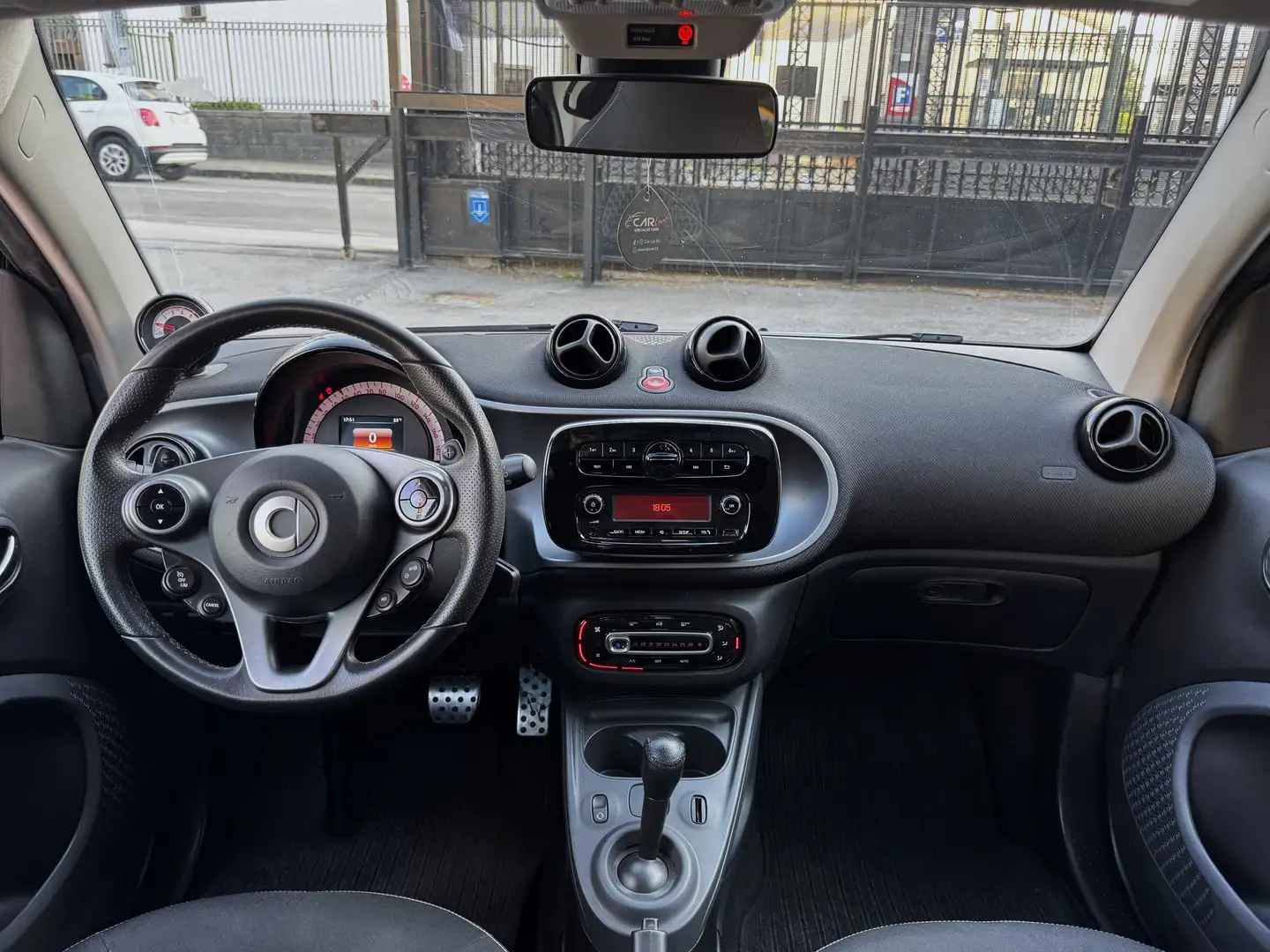 smart forTwo 0.9 T Superpassion 90CV Twinamic TETTO Bianco - 2
