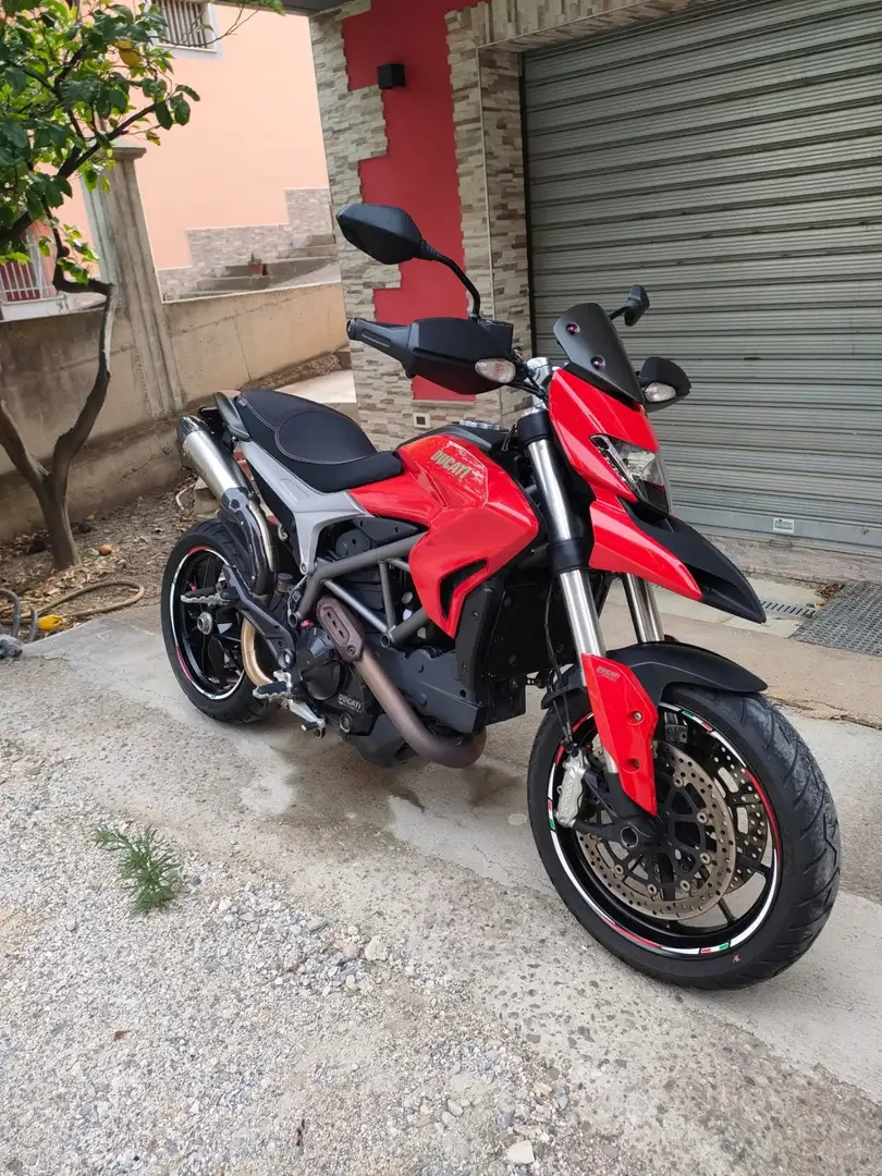 Ducati Hypermotard 821 - 2