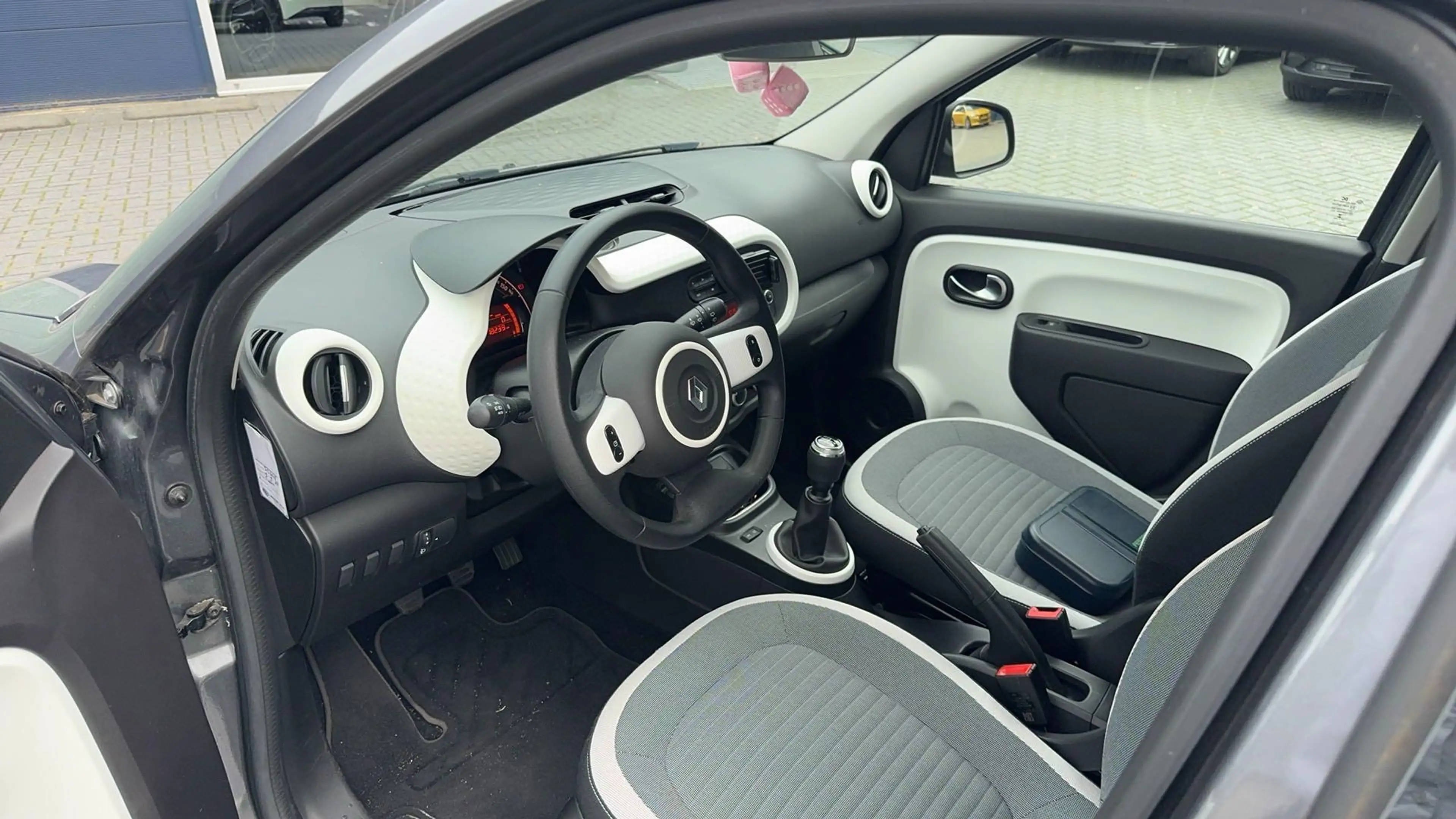 Renault Twingo SCe 75 Collection | Airco | Weinig km's | — photo 8