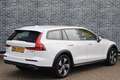 Volvo V60 Cross Country 2.0 D4 AWD Intro Edition | Adaptive Cruise Control Weiß - thumbnail 5