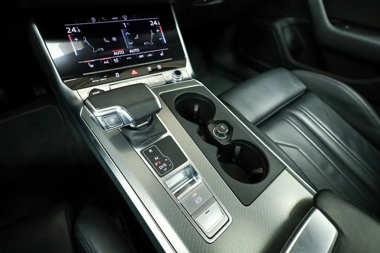 Audi A6 sport 35 TDI AHK, Pano, HUD, Assist 12