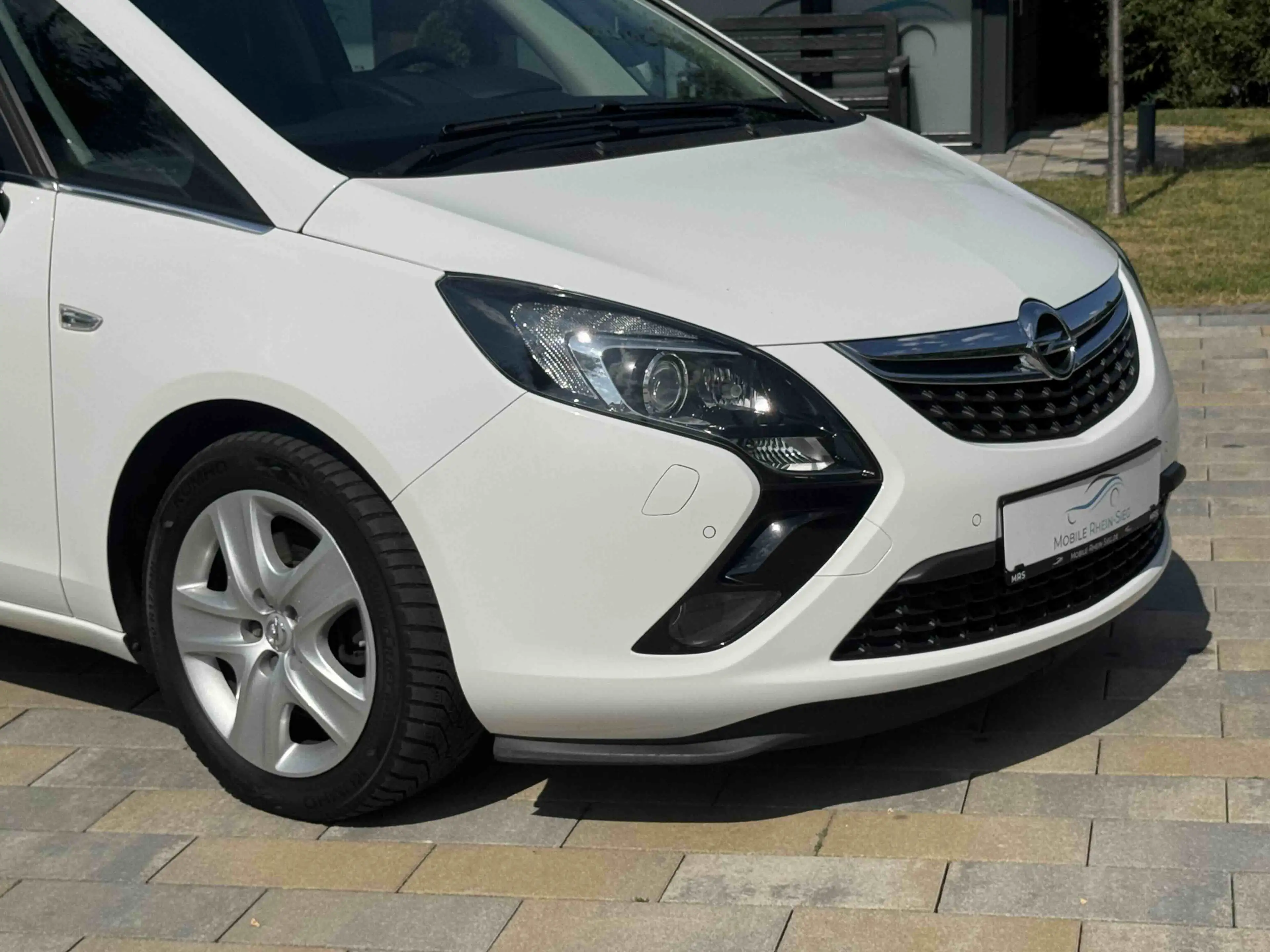 Opel Zafira Tourer Zafira C Tourer Innovation 2.0 CDTI *7-Sitzer*Navi*PDC*Xenon* — photo 5