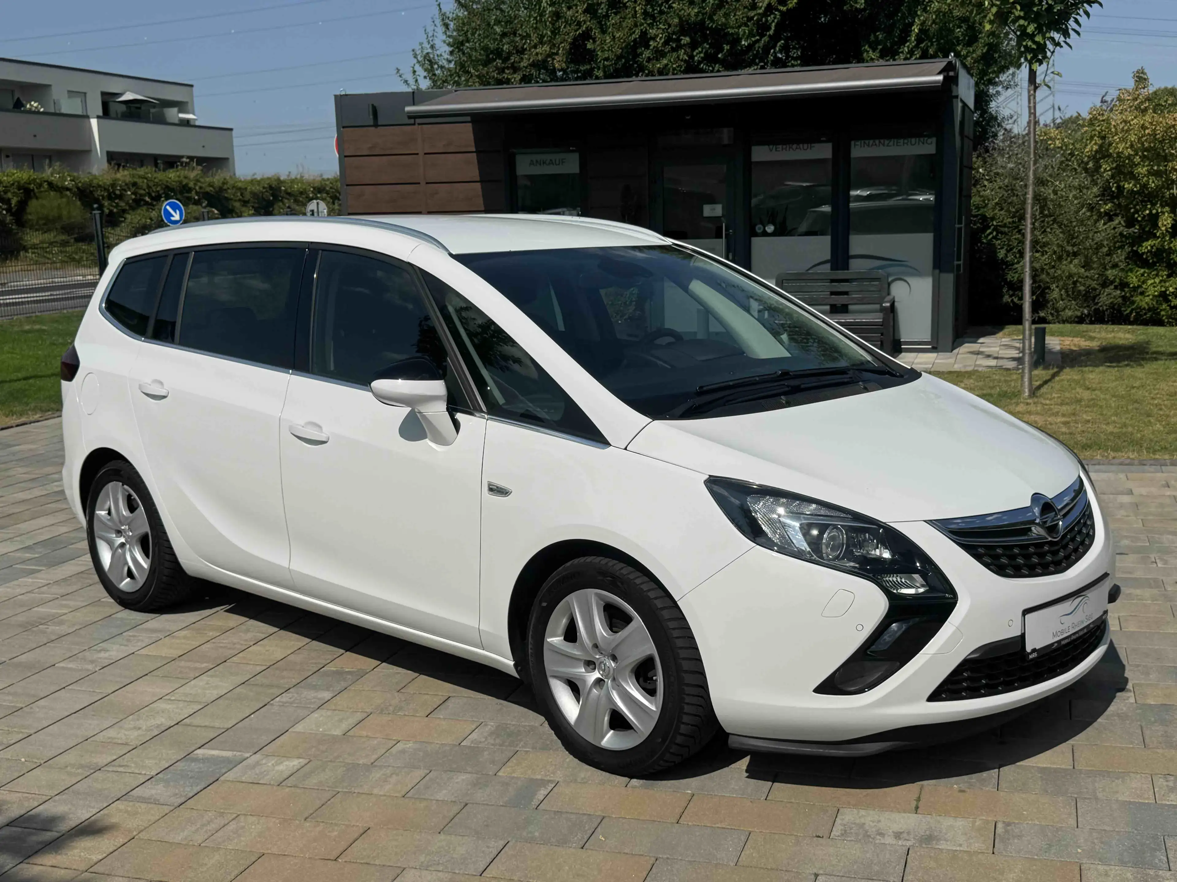 Opel Zafira Tourer Zafira C Tourer Innovation 2.0 CDTI *7-Sitzer*Navi*PDC*Xenon* — photo 3