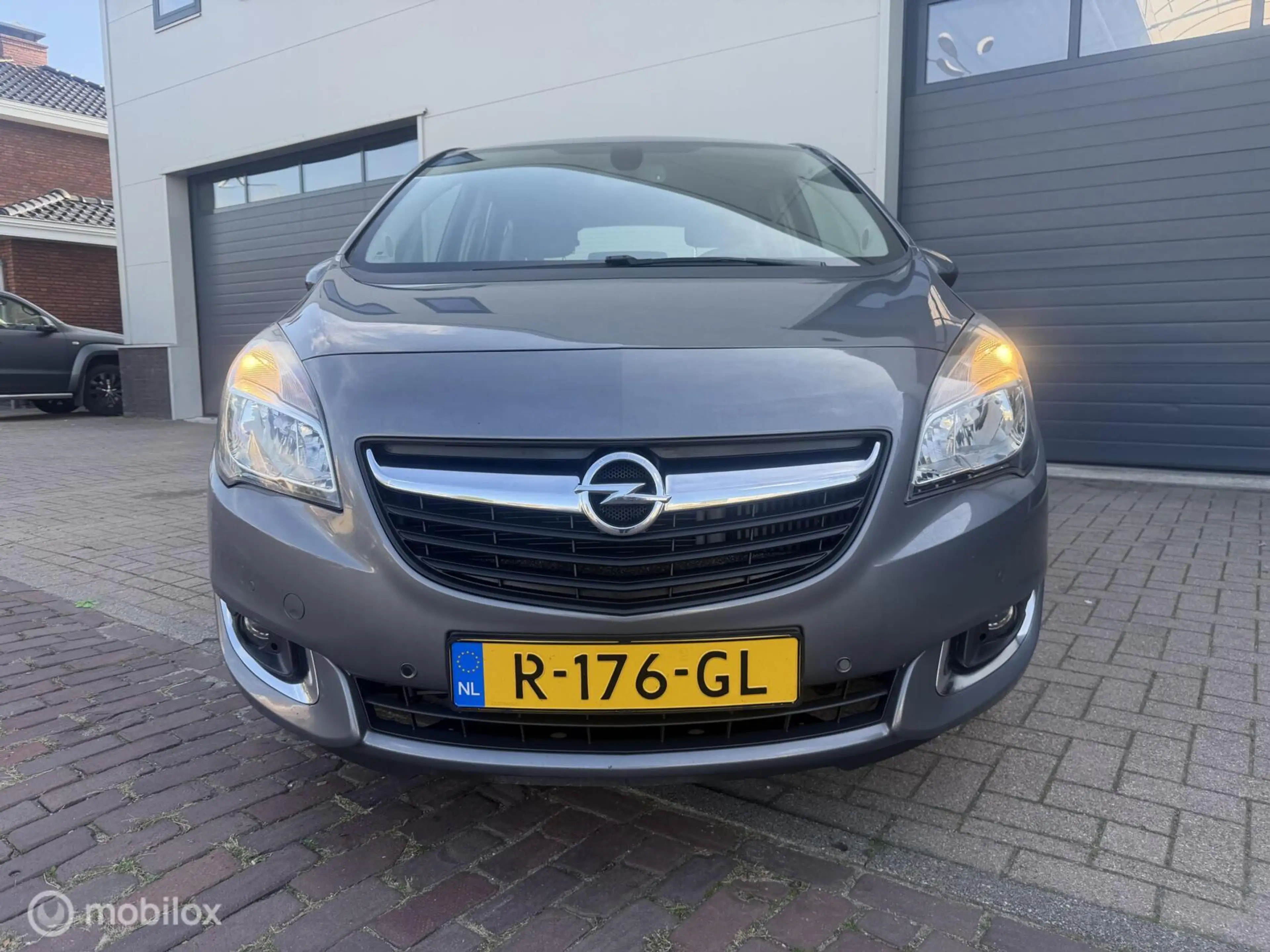 Opel Meriva 1.4 Turbo Blitz — photo 2