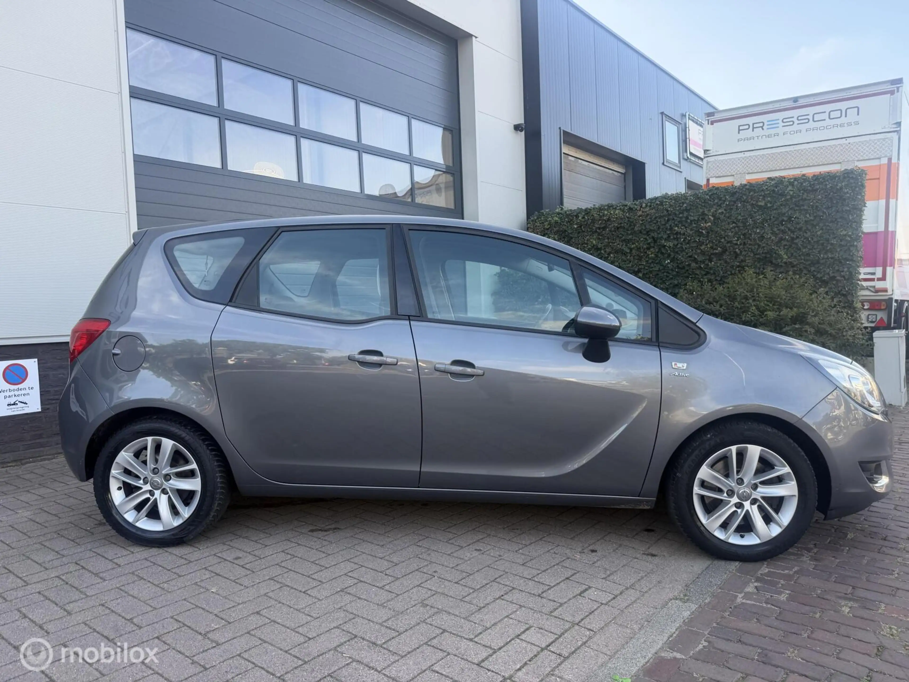 Opel Meriva 1.4 Turbo Blitz — photo 5