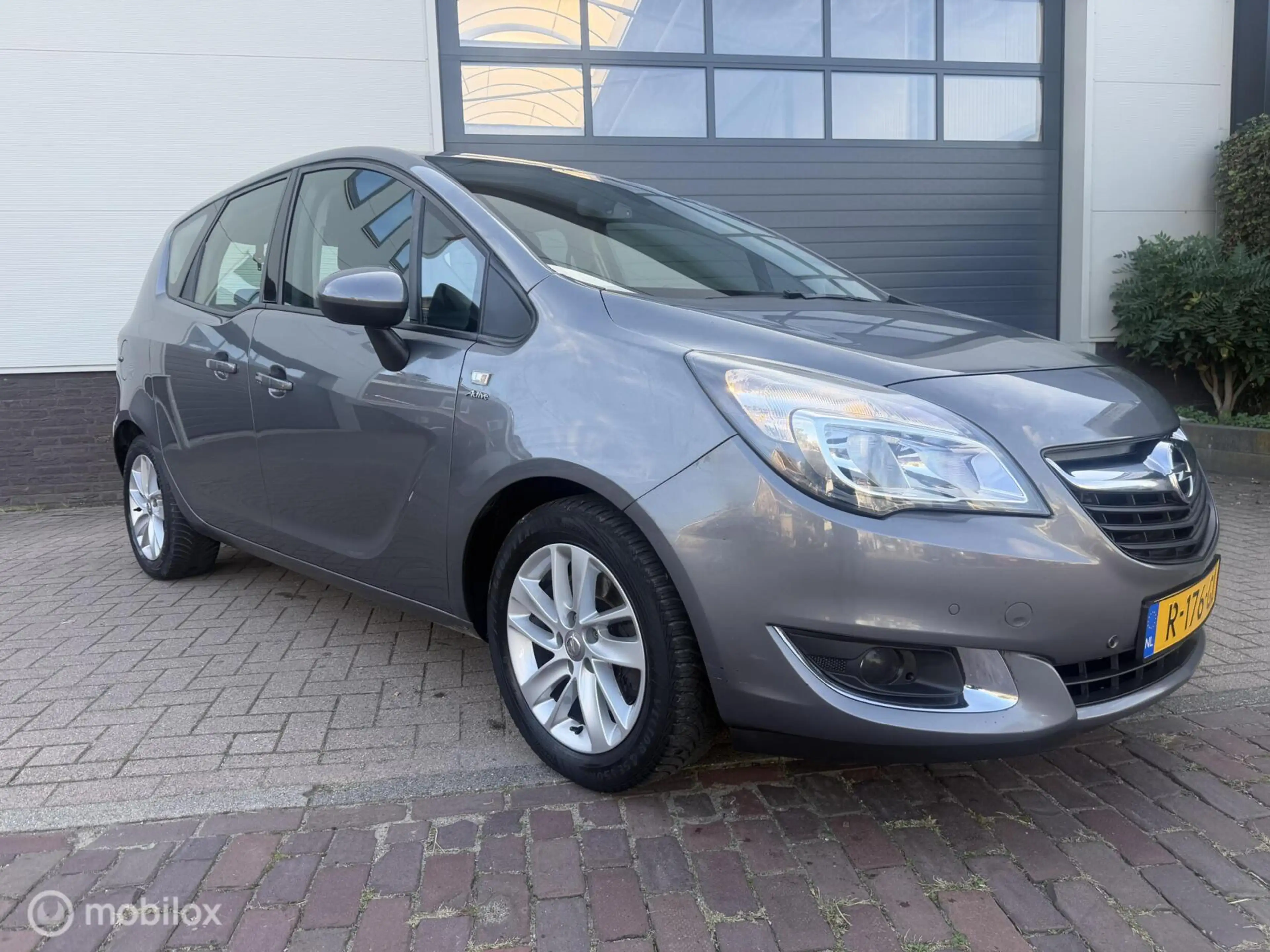 Opel Meriva 1.4 Turbo Blitz — photo 3