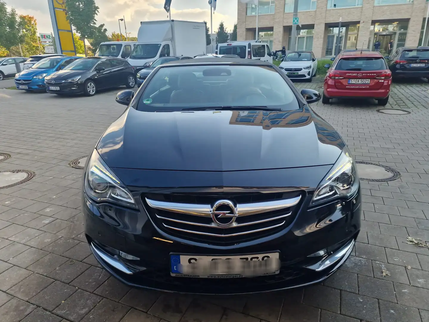 Opel Cascada 1.6 DI Turbo Automatik Innovation Schwarz - 1