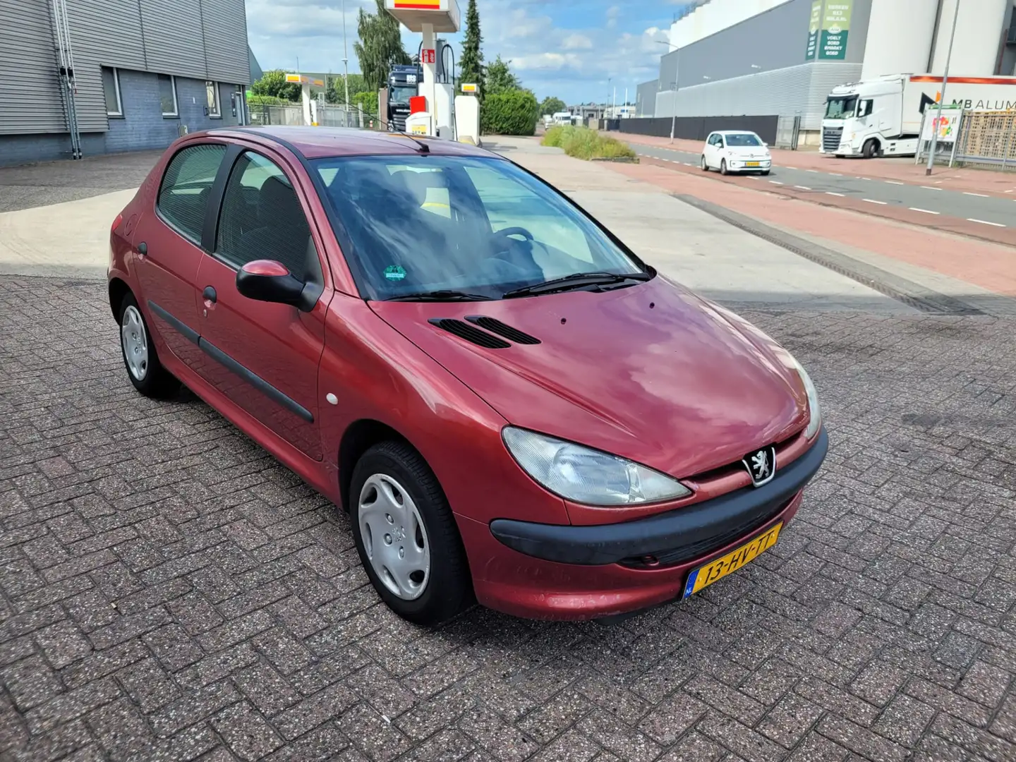 Peugeot 206 1.4 XT nieuwe APK Rood - 1