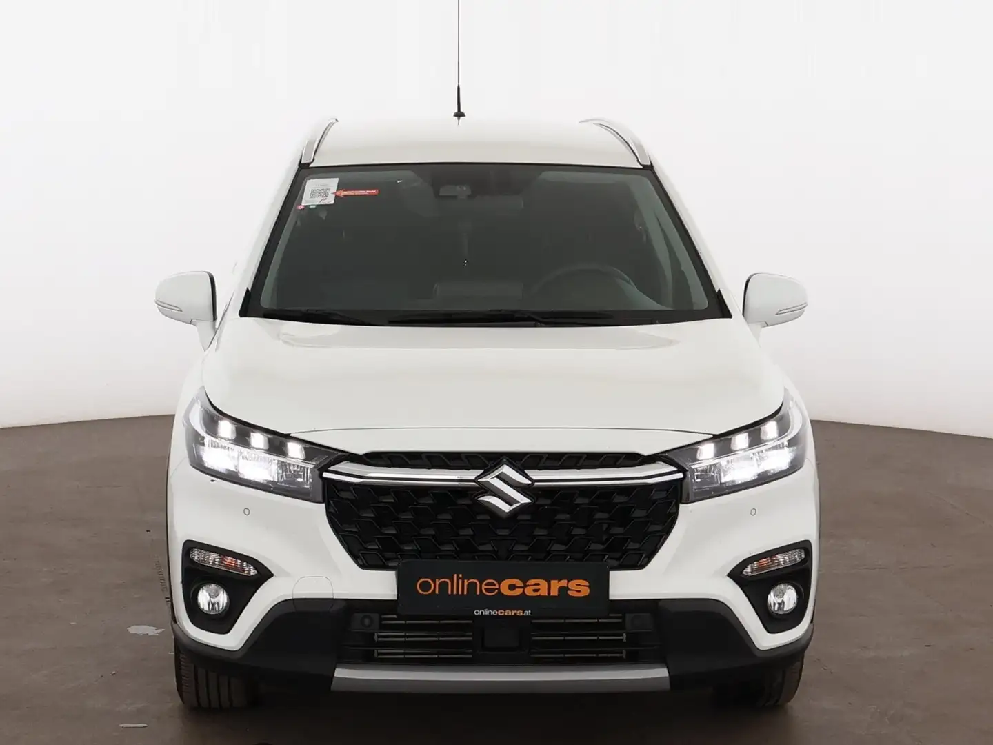 Suzuki SX4 S-Cross 1.6 Benzin LED RADAR R-CAM SITZHZG Weiß - 2