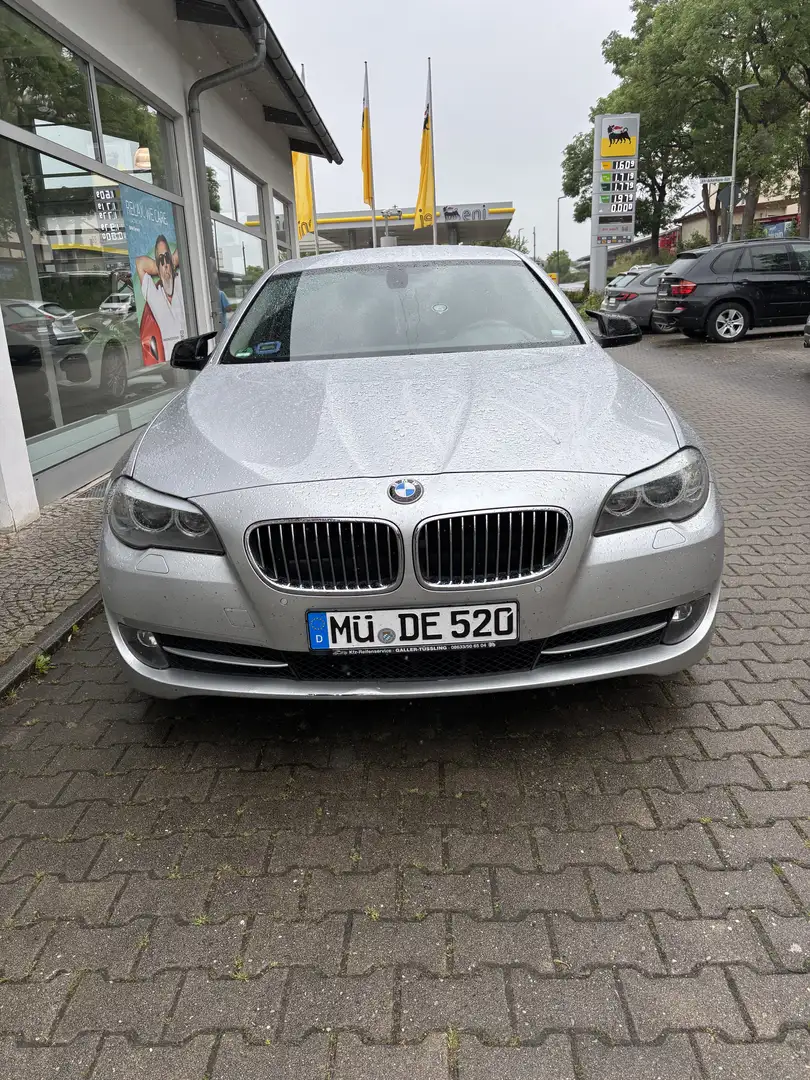 BMW 520 520d Sport-Aut. Silber - 1