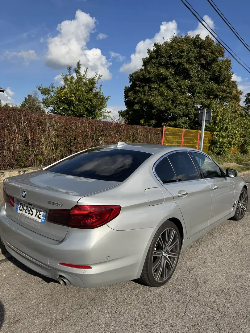 BMW 530 luxury line - 2