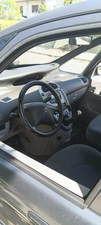 Citroen Xsara Picasso 2010 из Европы — купить под ключ