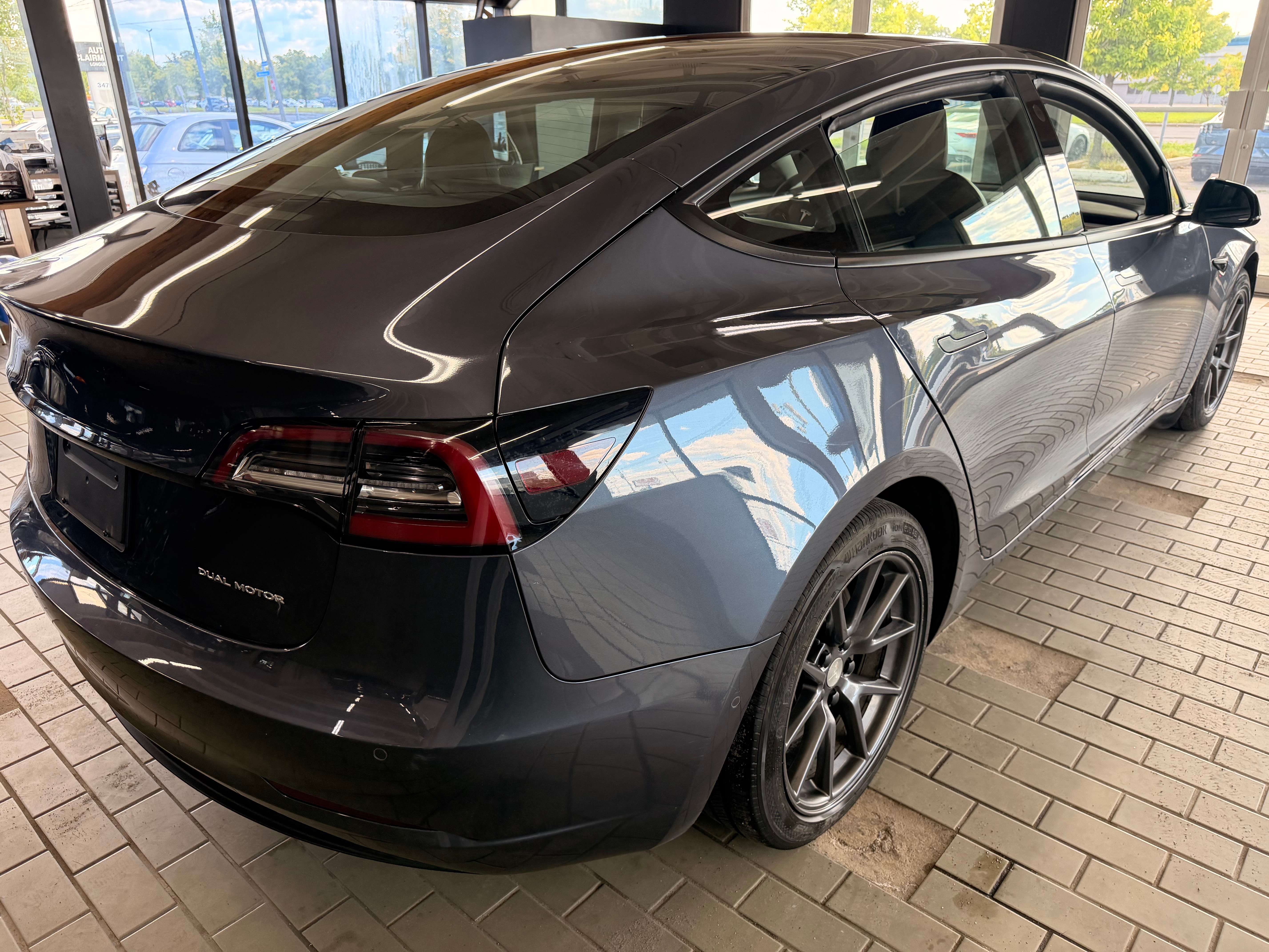 2022 Tesla Model 3 Long Range - Image 3