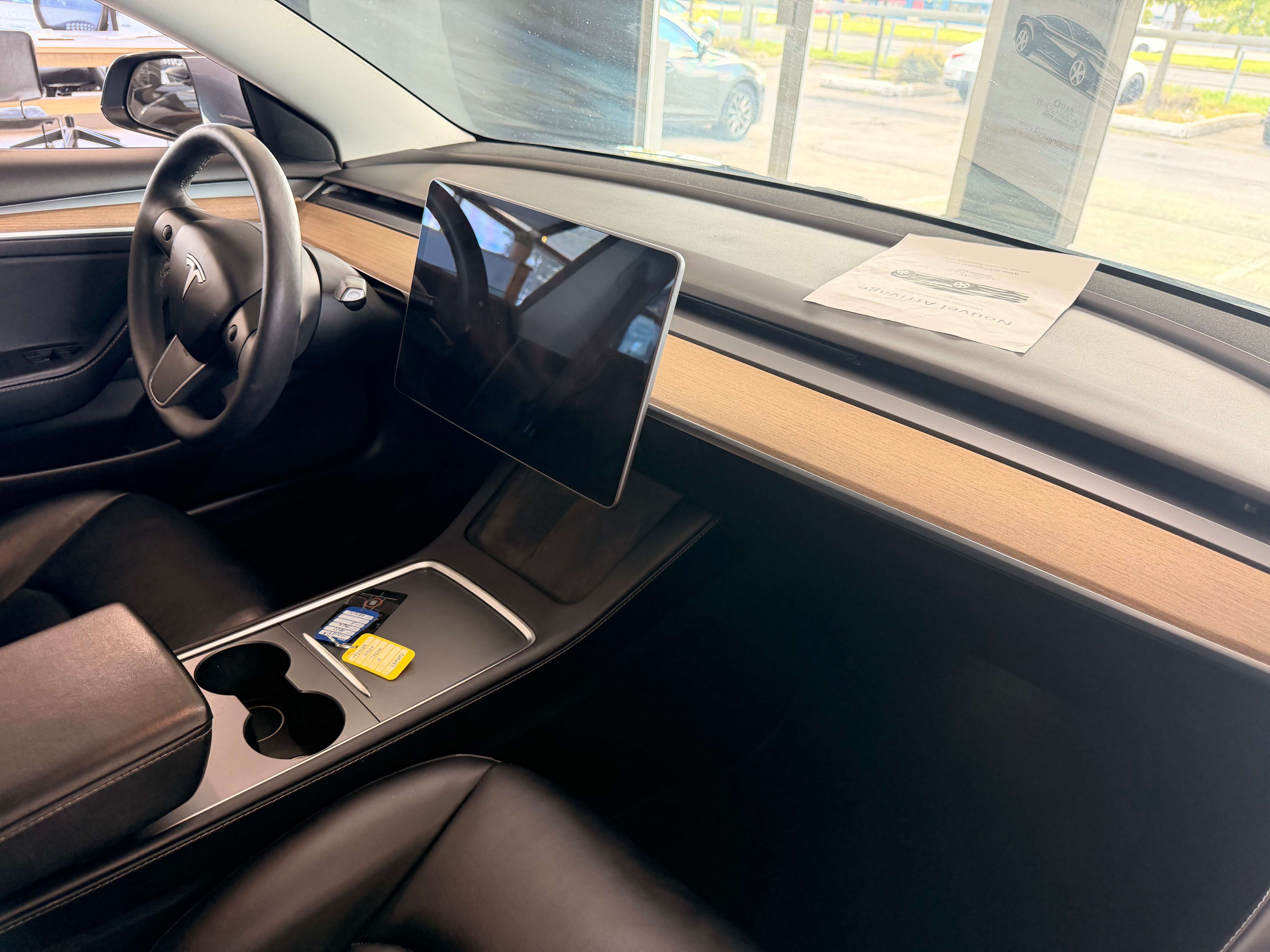 2022 Tesla Model 3 Long Range - Image 7