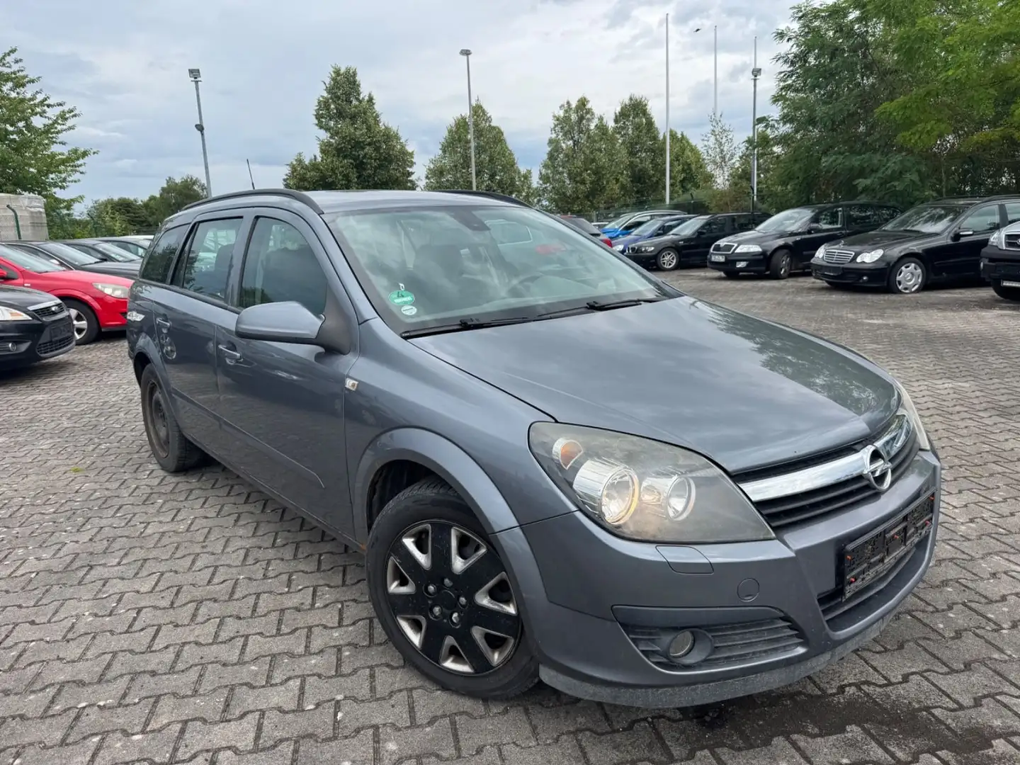 Opel Astra H Caravan Edition Gris - 1