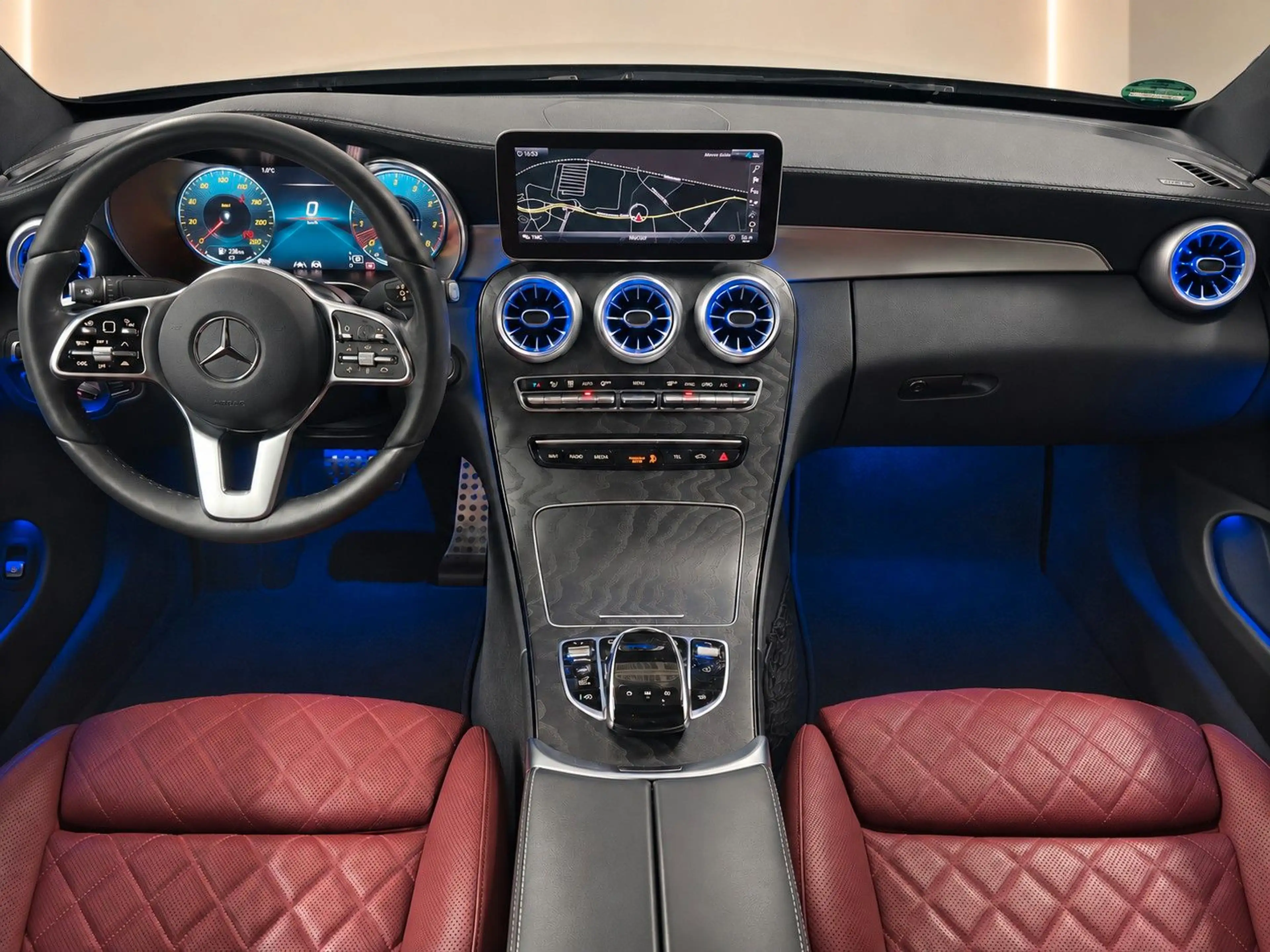 Mercedes-Benz C 400 4Matic AMG Coupe Designo Luft Pano HUD 360 — photo 12