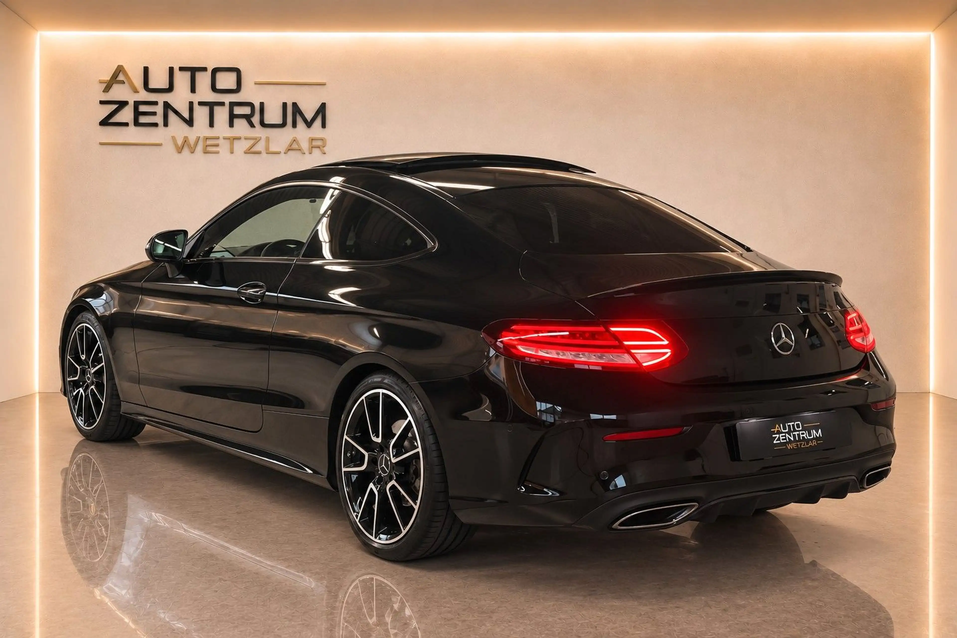 Mercedes-Benz C 400 4Matic AMG Coupe Designo Luft Pano HUD 360 — photo 6