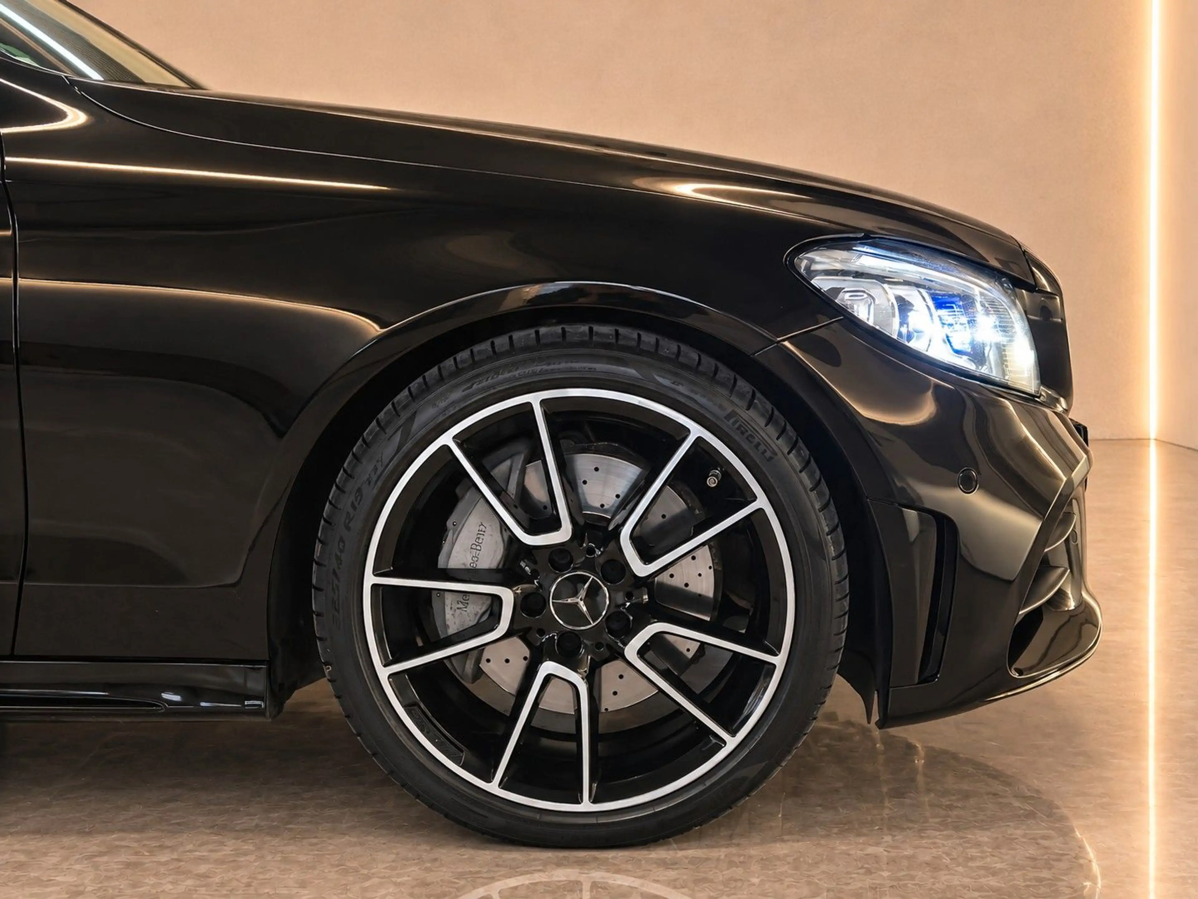 Mercedes-Benz C 400 4Matic AMG Coupe Designo Luft Pano HUD 360 — photo 10
