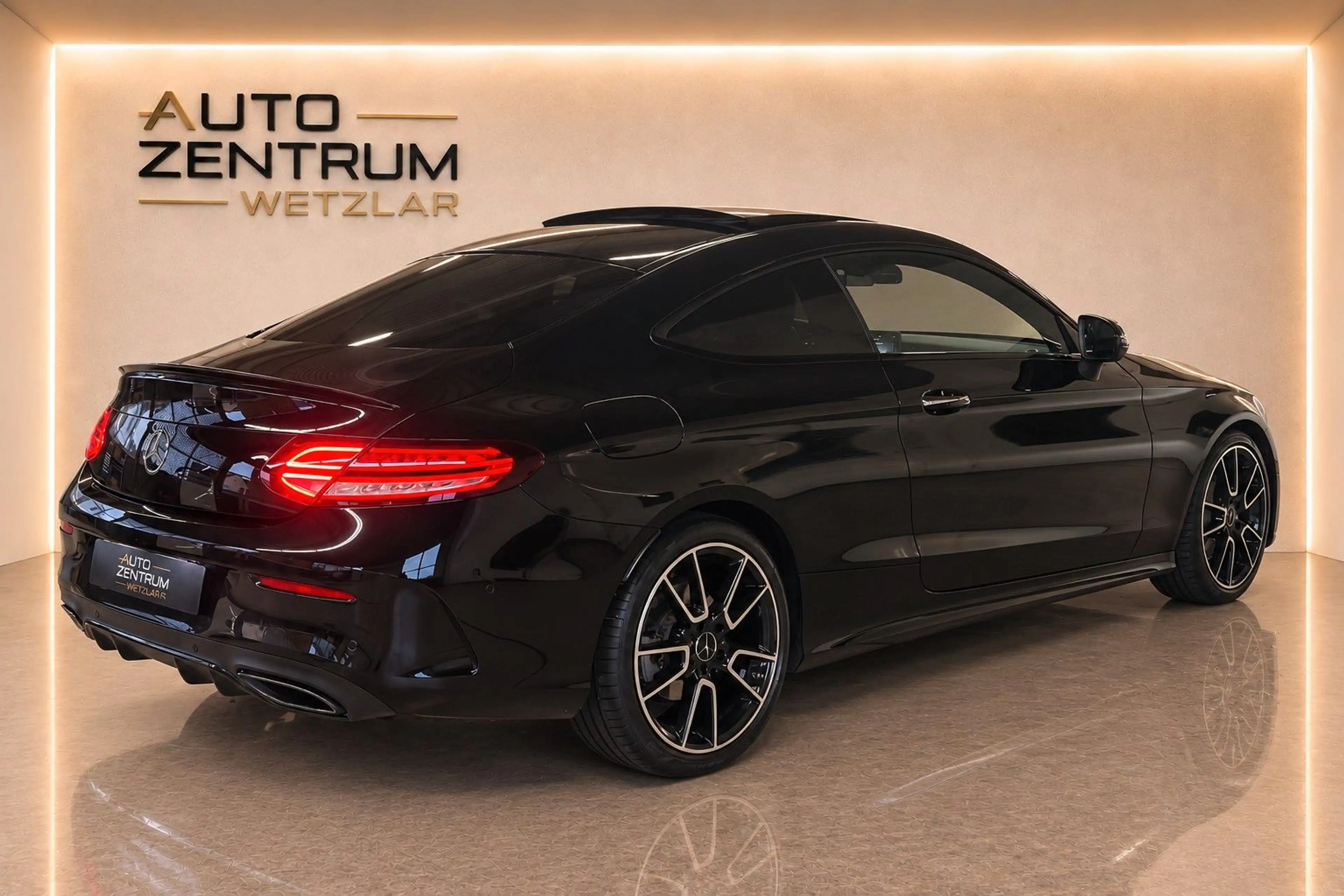 Mercedes-Benz C 400 4Matic AMG Coupe Designo Luft Pano HUD 360 — photo 8