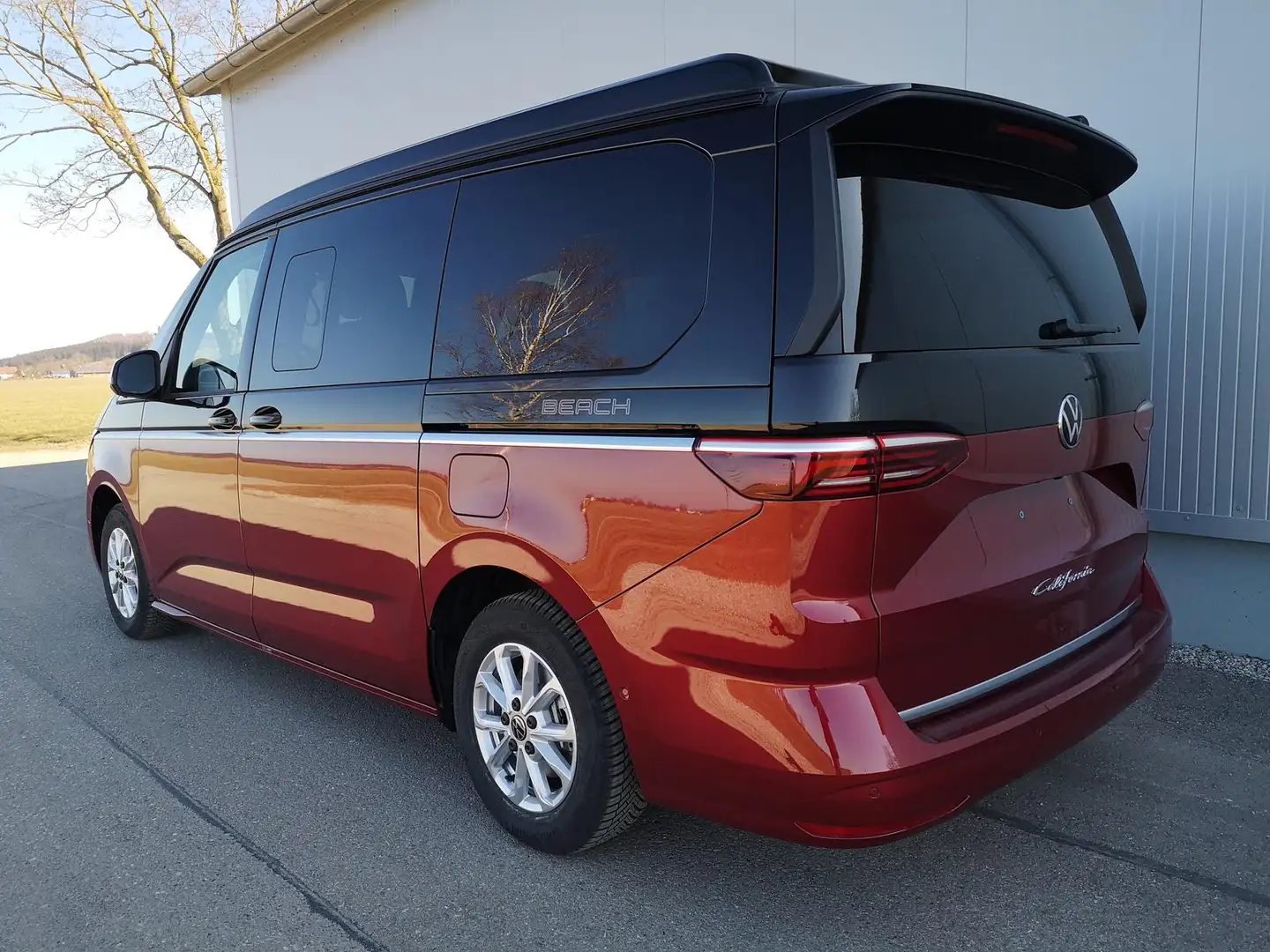 Volkswagen T7 California T7 2.0TDI DSG California Beach GV5 High+ Czerwony - 2