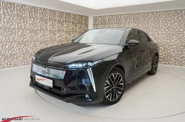 DS Automobiles N°8 AWD Long Range 350PS ÉTOILE