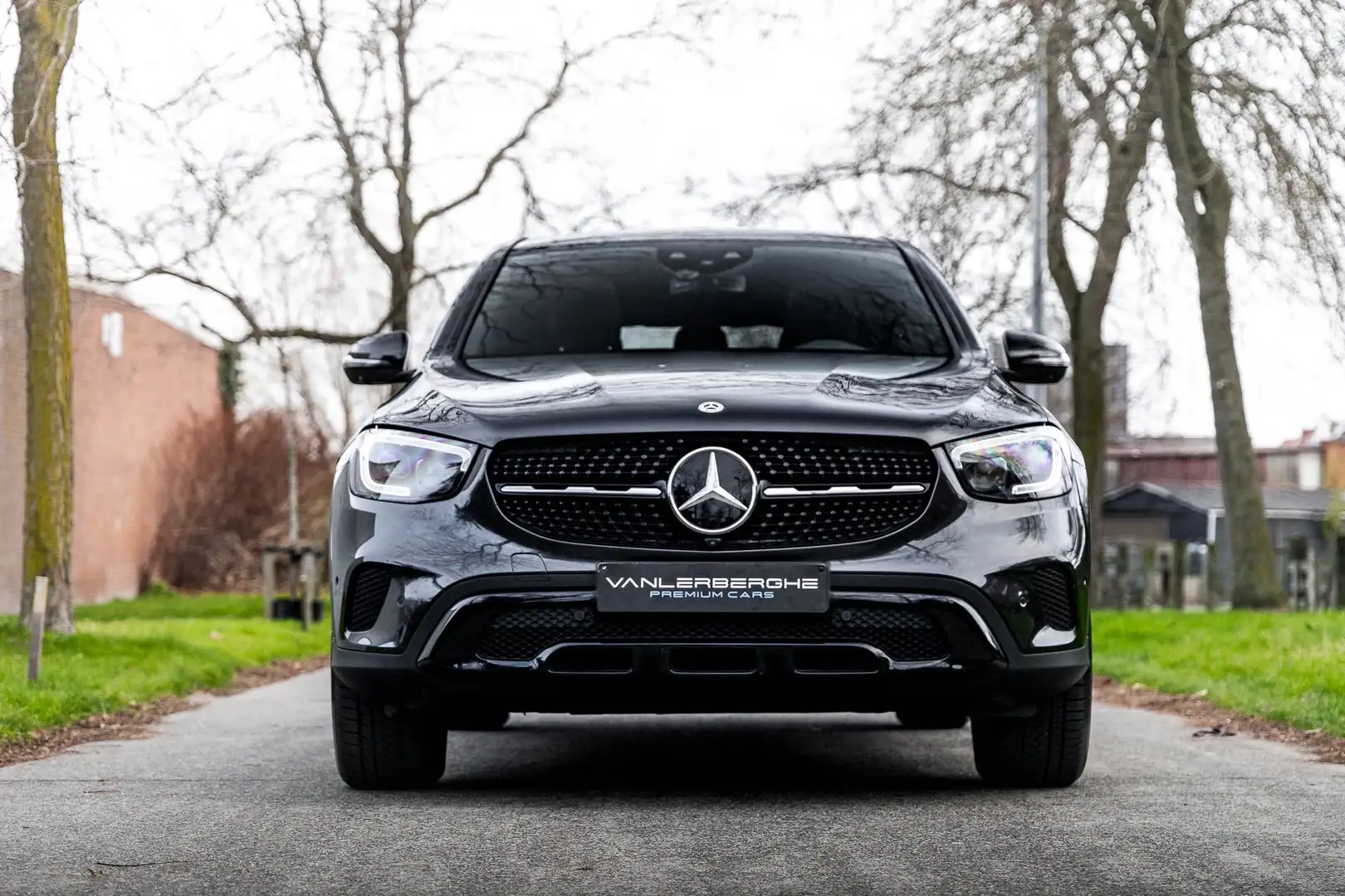 Mercedes-Benz GLC 300 e Coupe 4Matic * ACC * 360 * Opendak * Burmester Gris - 2