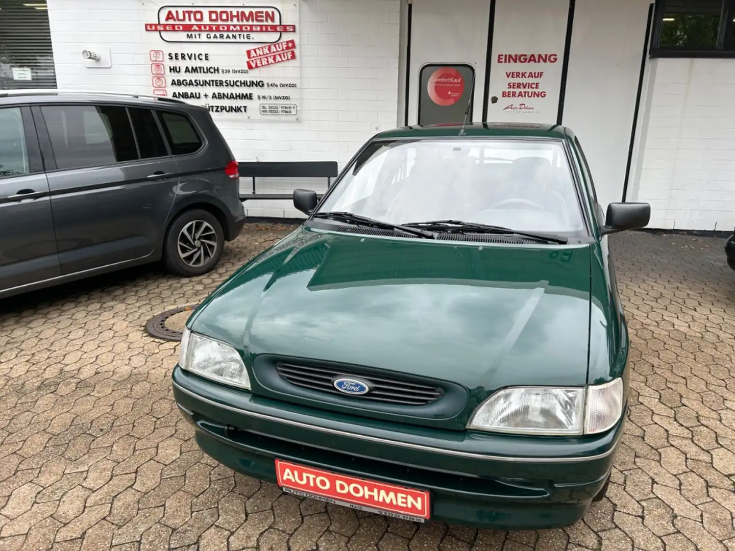 Ford Escort . Oldtimer Verde - 2