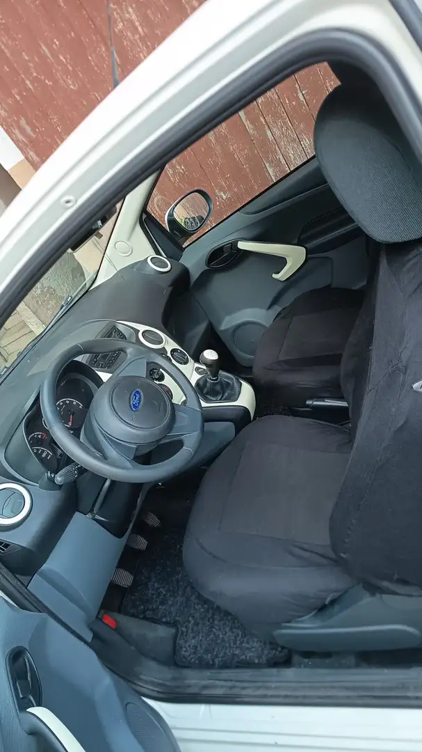 Ford Ka/Ka+ Ka Ka 1.2 Trend Weiß - 1