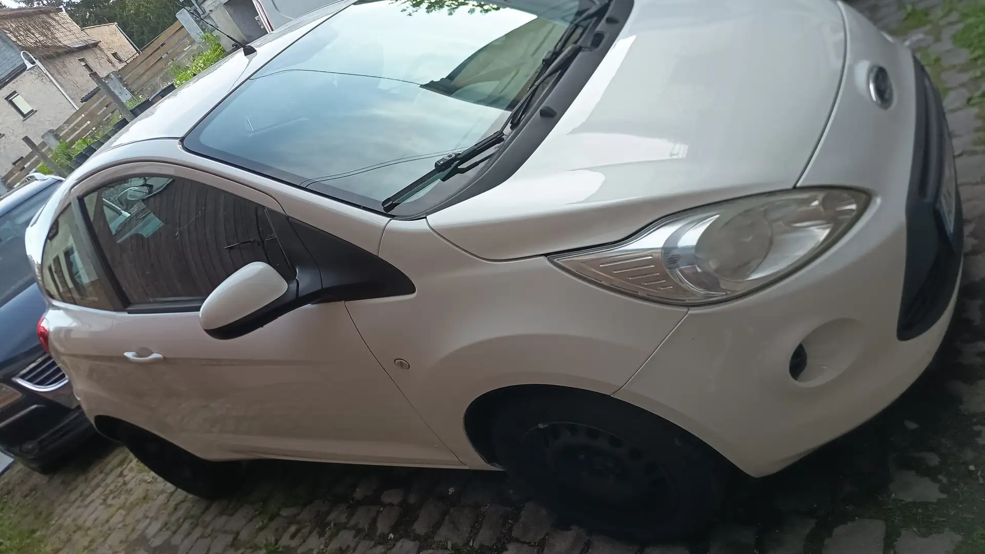 Ford Ka/Ka+ Ka Ka 1.2 Trend Weiß - 2