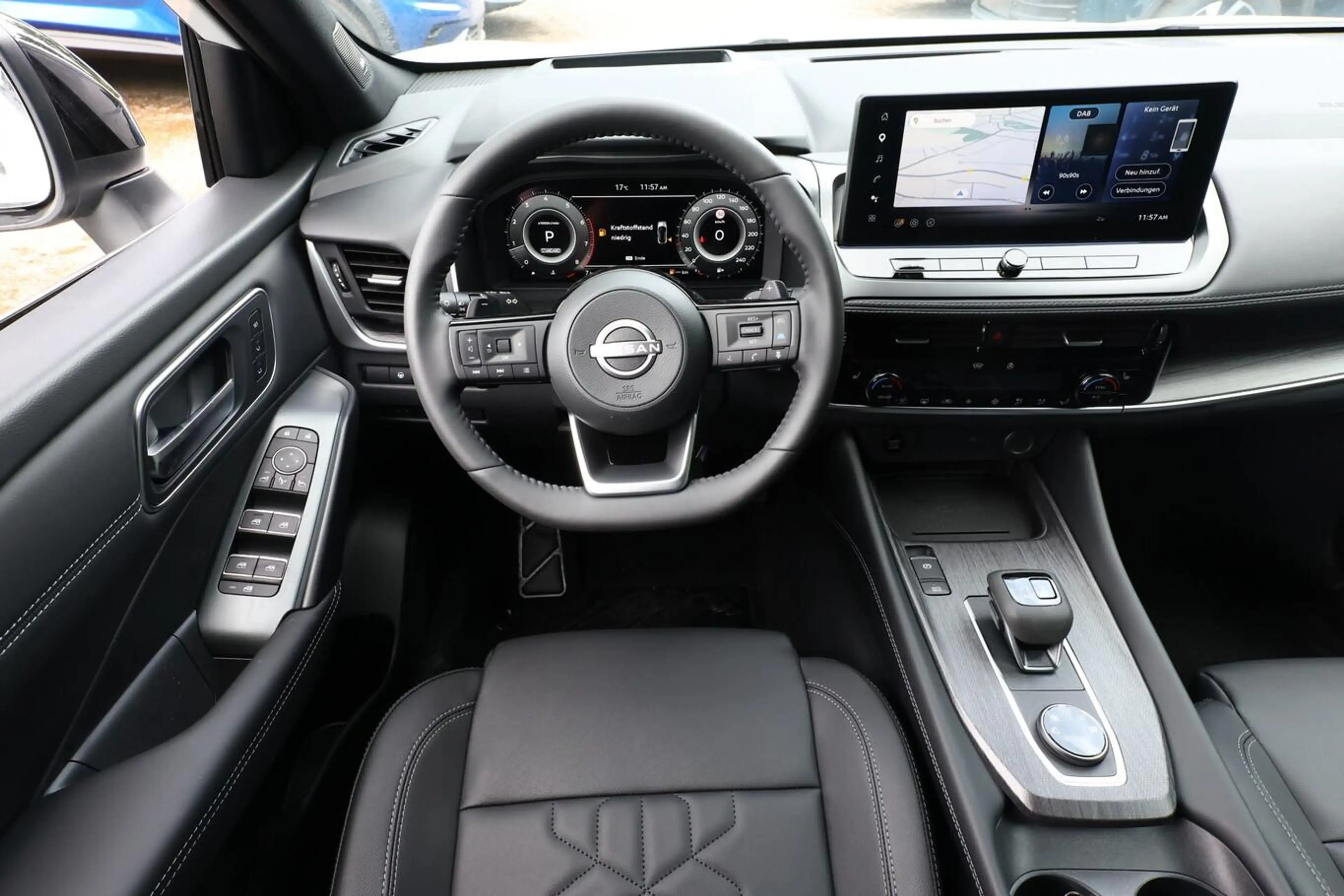 Nissan Qashqai Tekna AWD Pano BOSE HUD el.Heck 360° ACC 116 kW... — photo 7