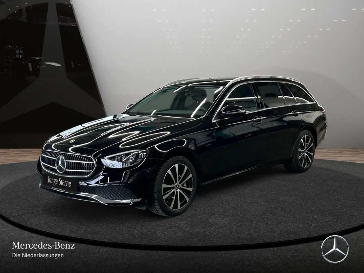 Mercedes-Benz E 300 de T 4M AVANTG+PANO+MULTIBEAM+BURMESTER+HUD Schwarz - 2