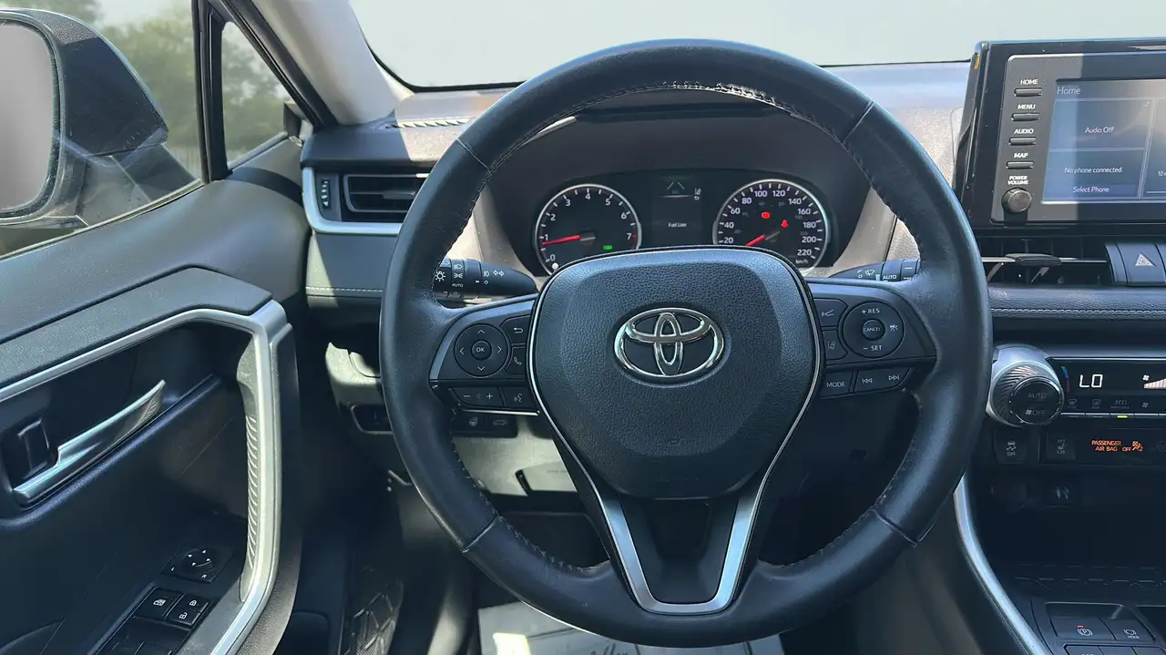 Toyota RAV 4 снимка Toyota RAV 4