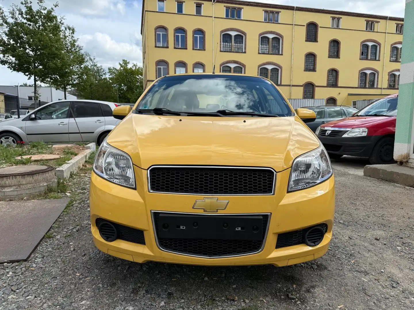 Chevrolet Aveo 1.2 Gelb - 1