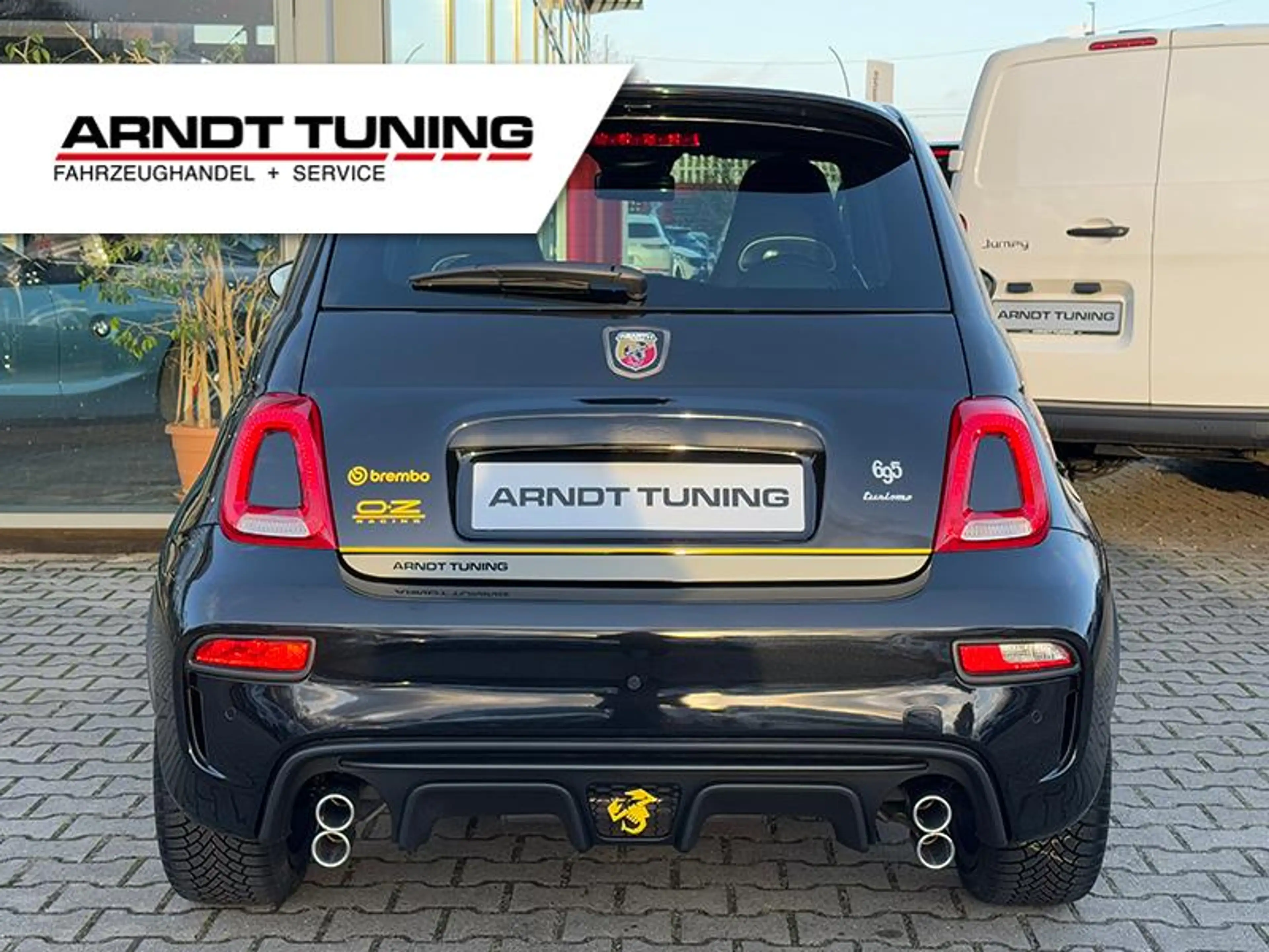 Abarth 695 1,4 T-Jet 16V Tourismo Brembo-Gelb Leder — photo 9