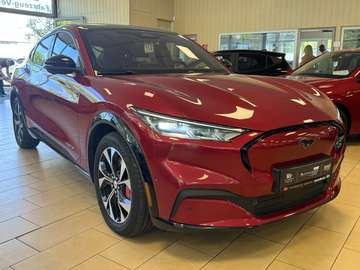 AWD*Pano*WMP*B&O*360*ACC*AHK*Matrix*1Hand