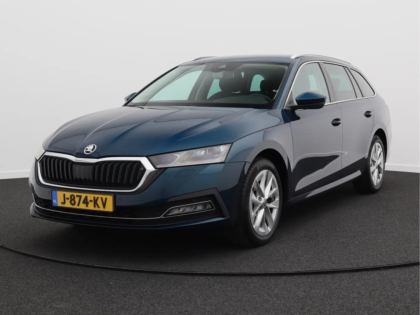 Skoda Octavia Combi 1.5 TSI First Edition/ compleet/ zeer mooi! Blauw - 1